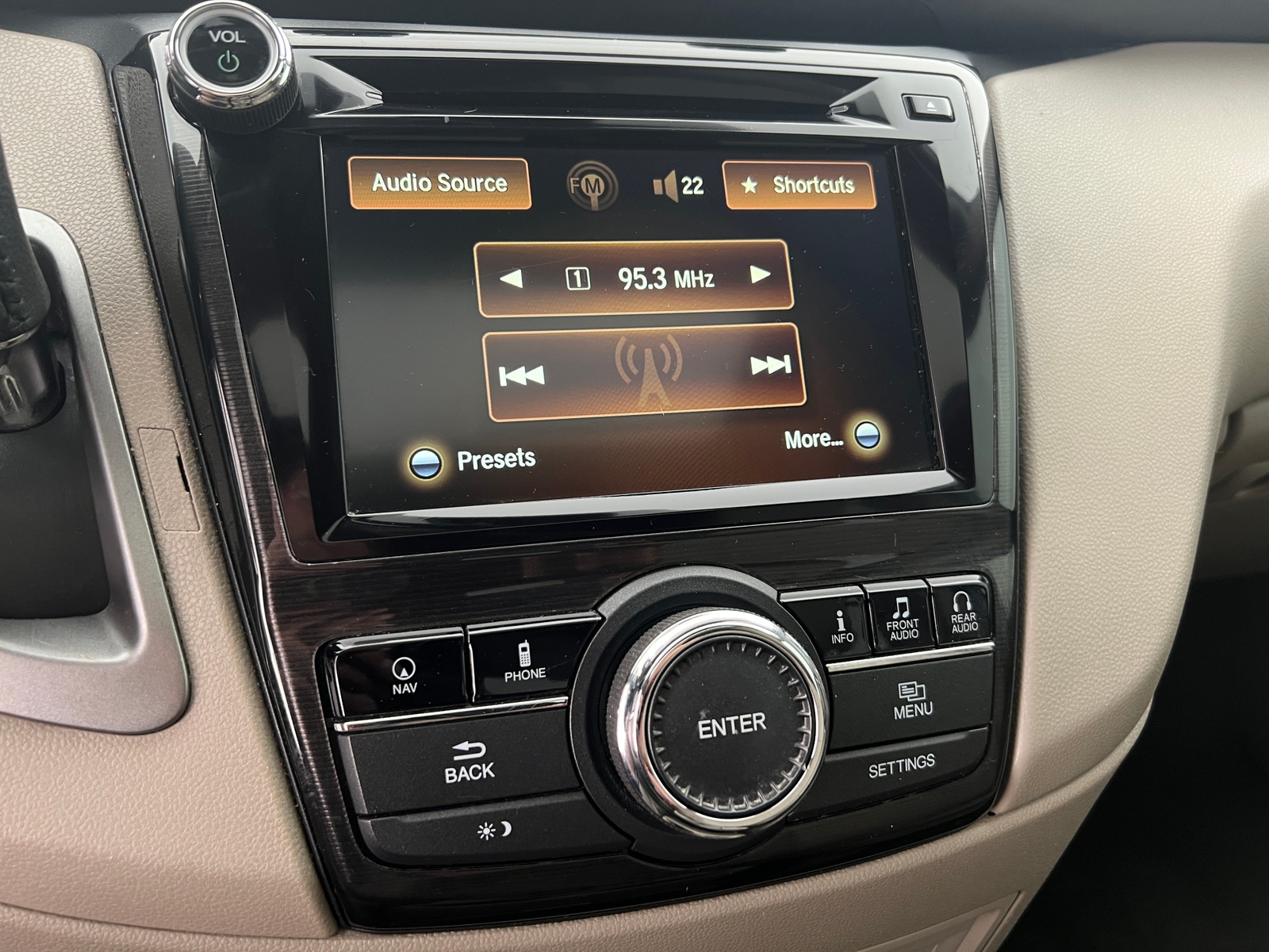 Thumbnail: 2016 Honda Odyssey - 3