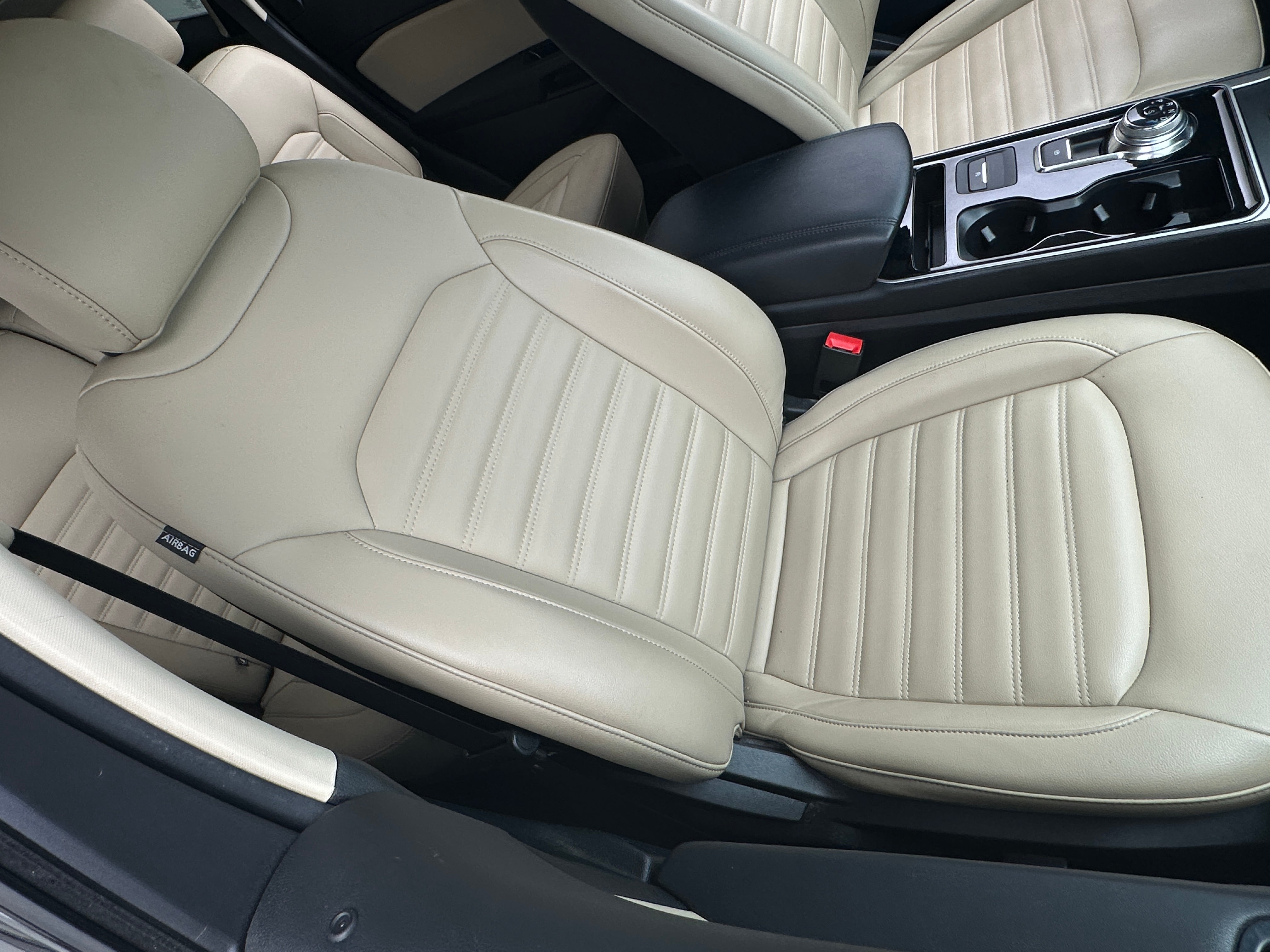 Thumbnail: 2019 Ford Edge - 2