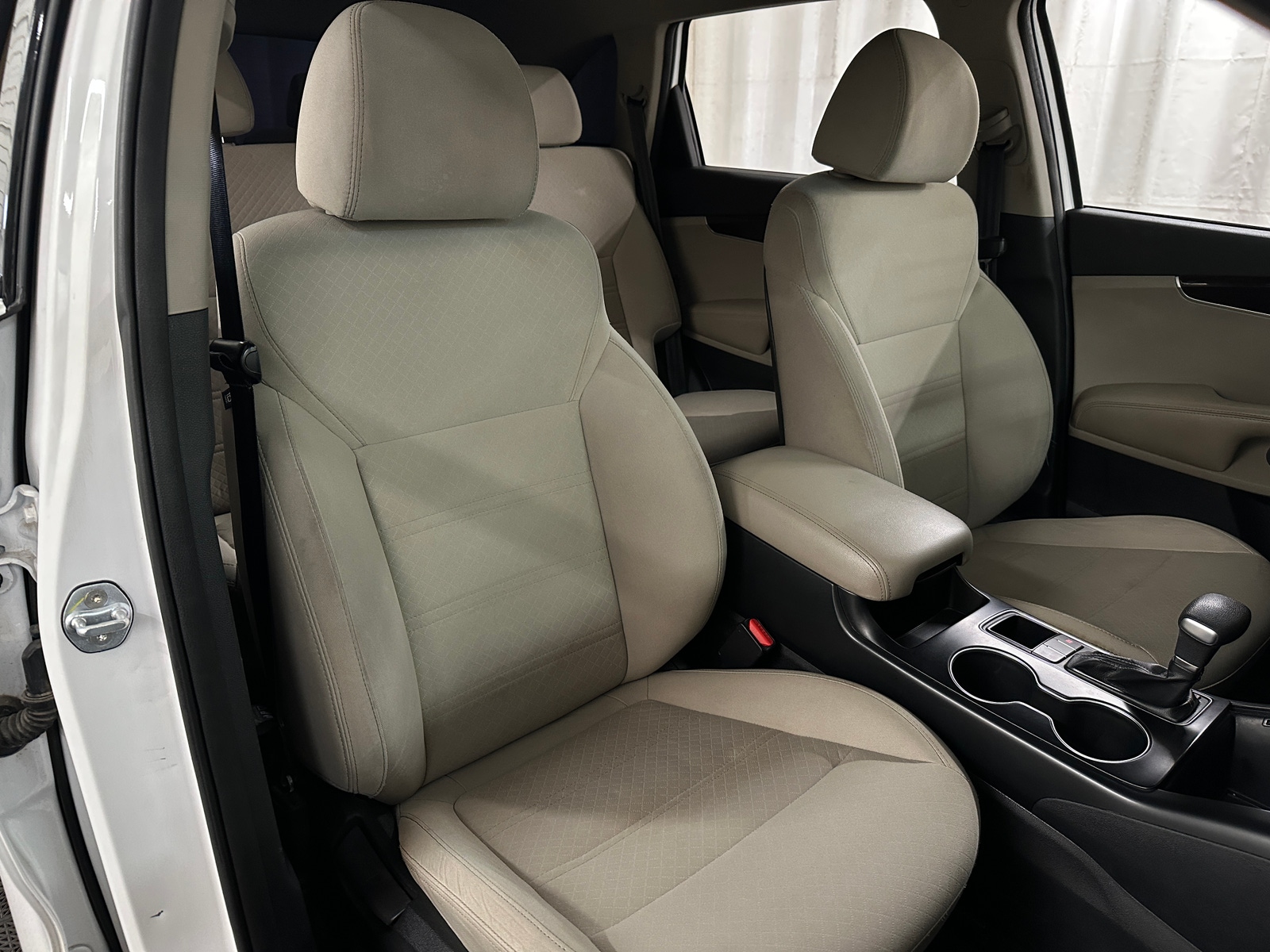 Thumbnail: 2019 Kia Sorento - 2