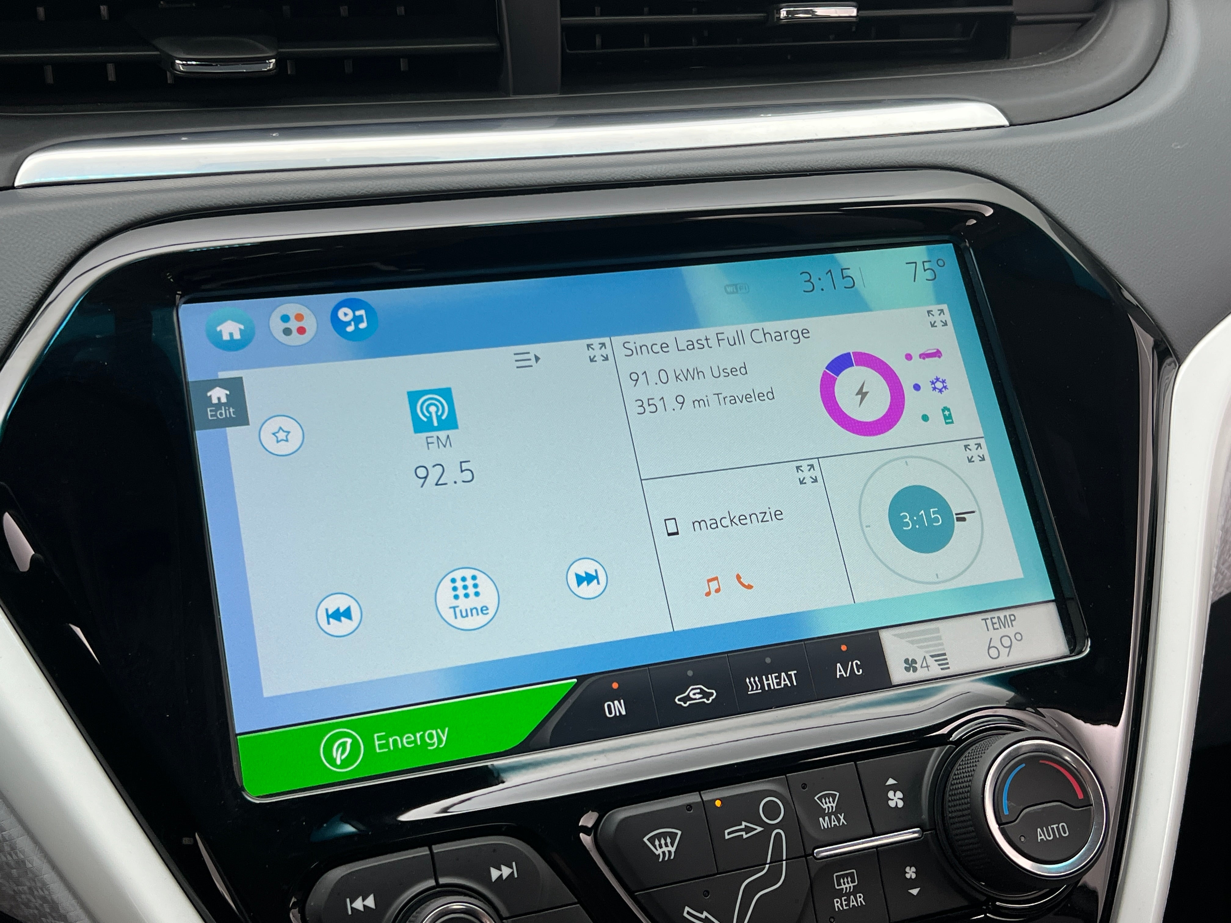 Thumbnail: 2019 Chevrolet Bolt EV - 4