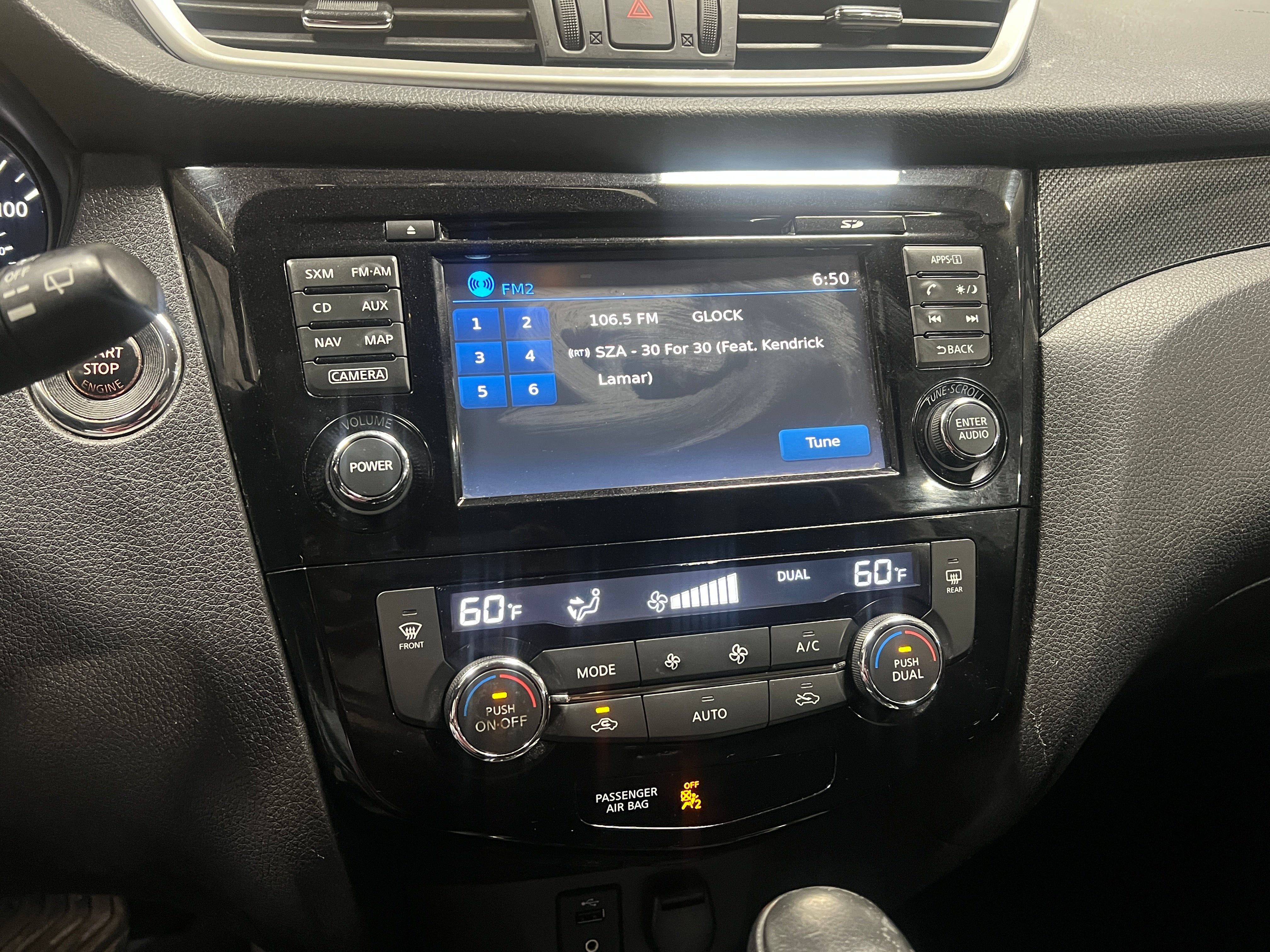 Thumbnail: 2016 Nissan Rogue - 3