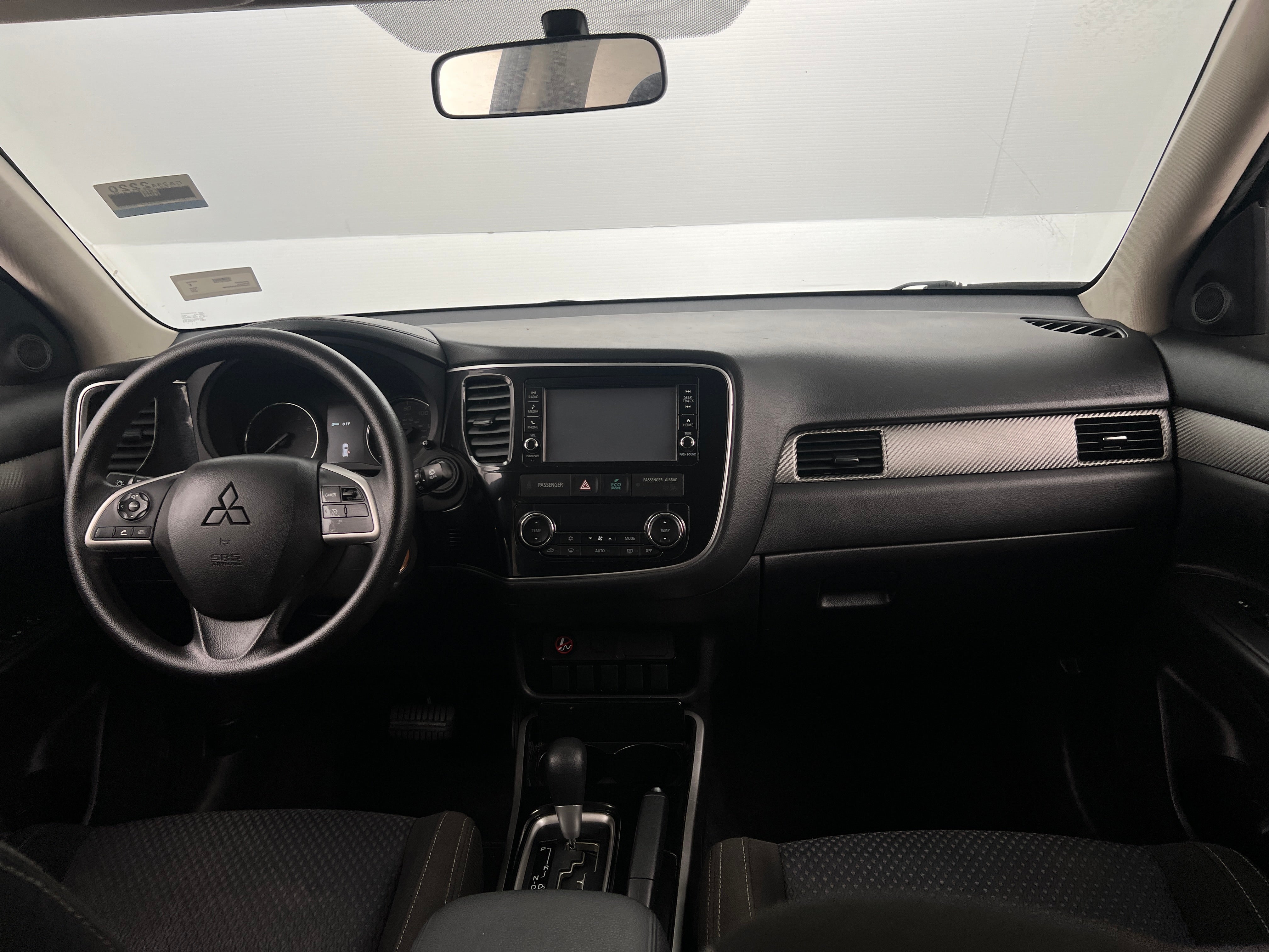 Thumbnail: 2018 Mitsubishi Outlander - 3