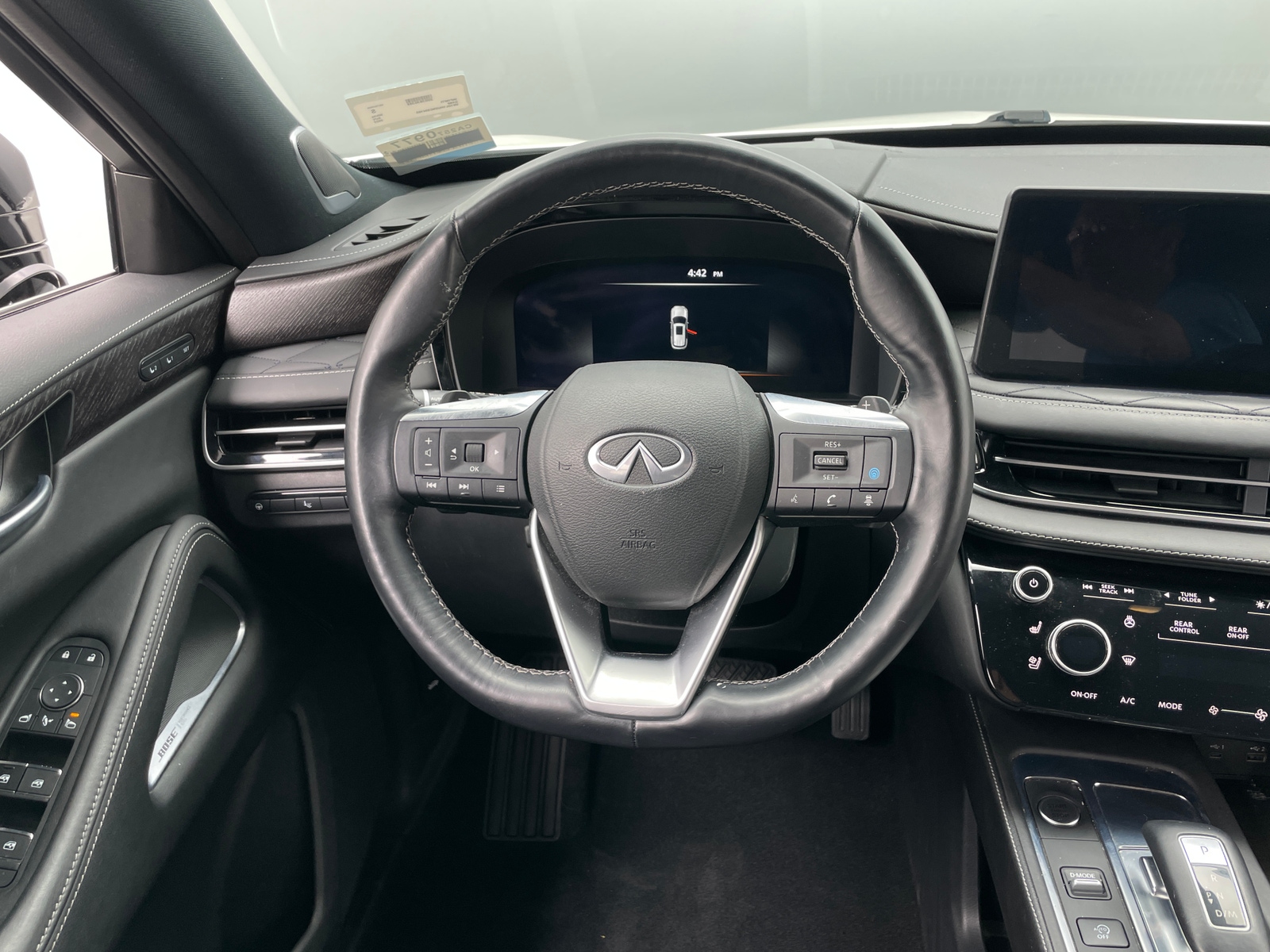 Thumbnail: 2022 INFINITI QX60 - 4