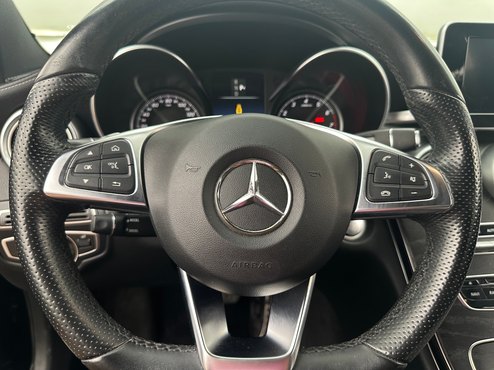 Thumbnail: 2017 Mercedes-Benz C-Class - 4