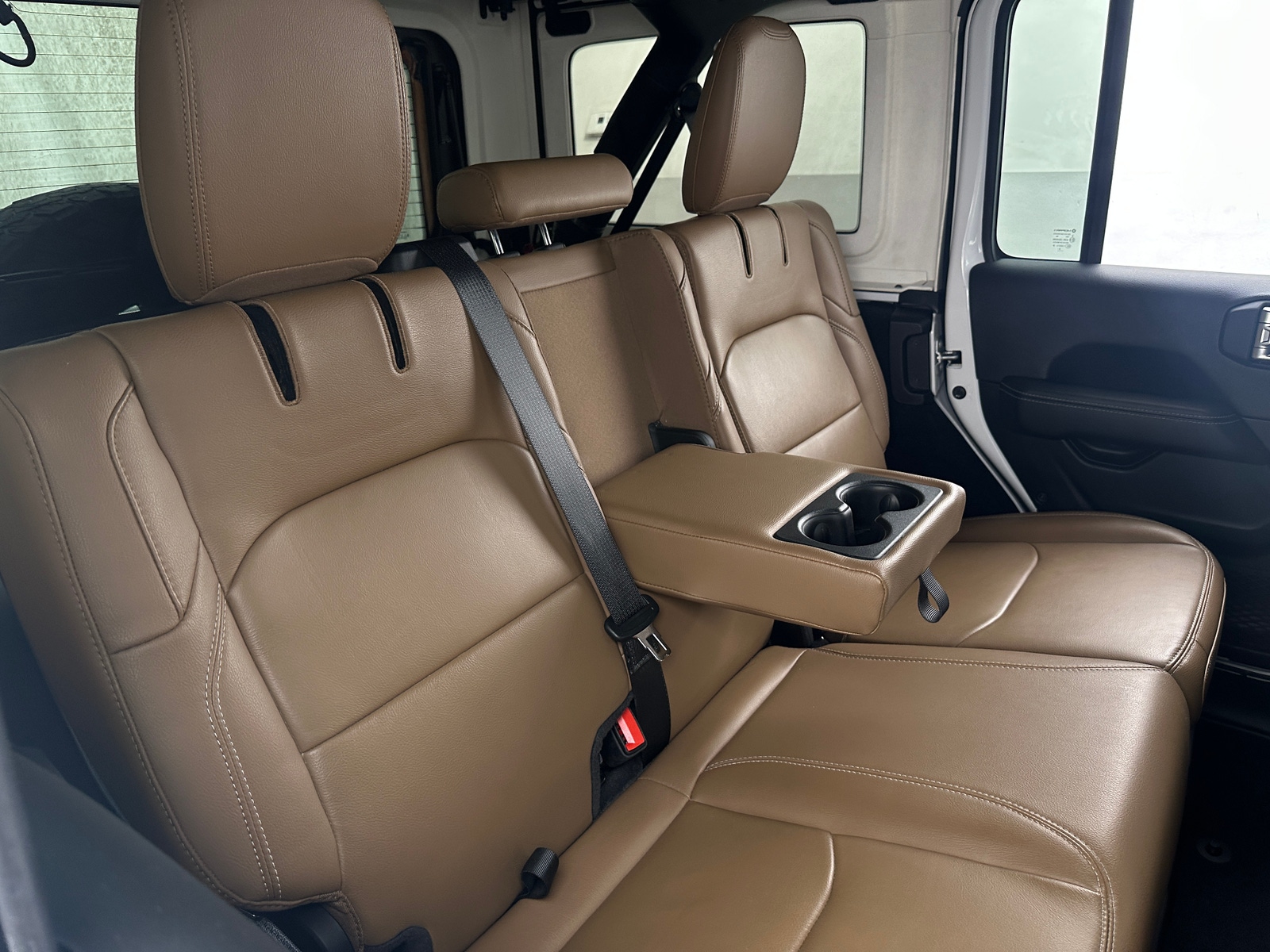 Thumbnail: 2021 Jeep Wrangler - 5