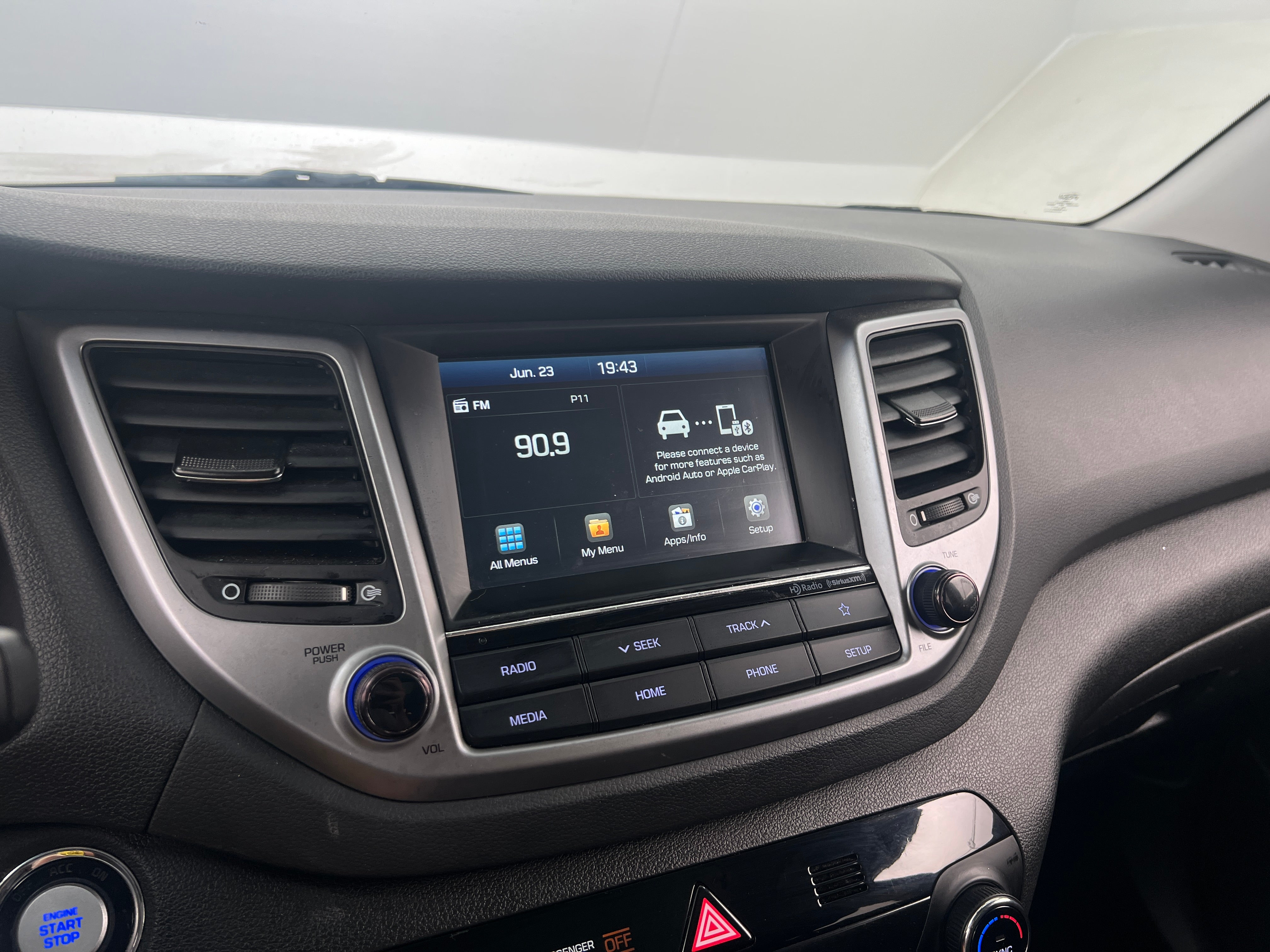 Thumbnail: 2018 Hyundai Tucson - 4