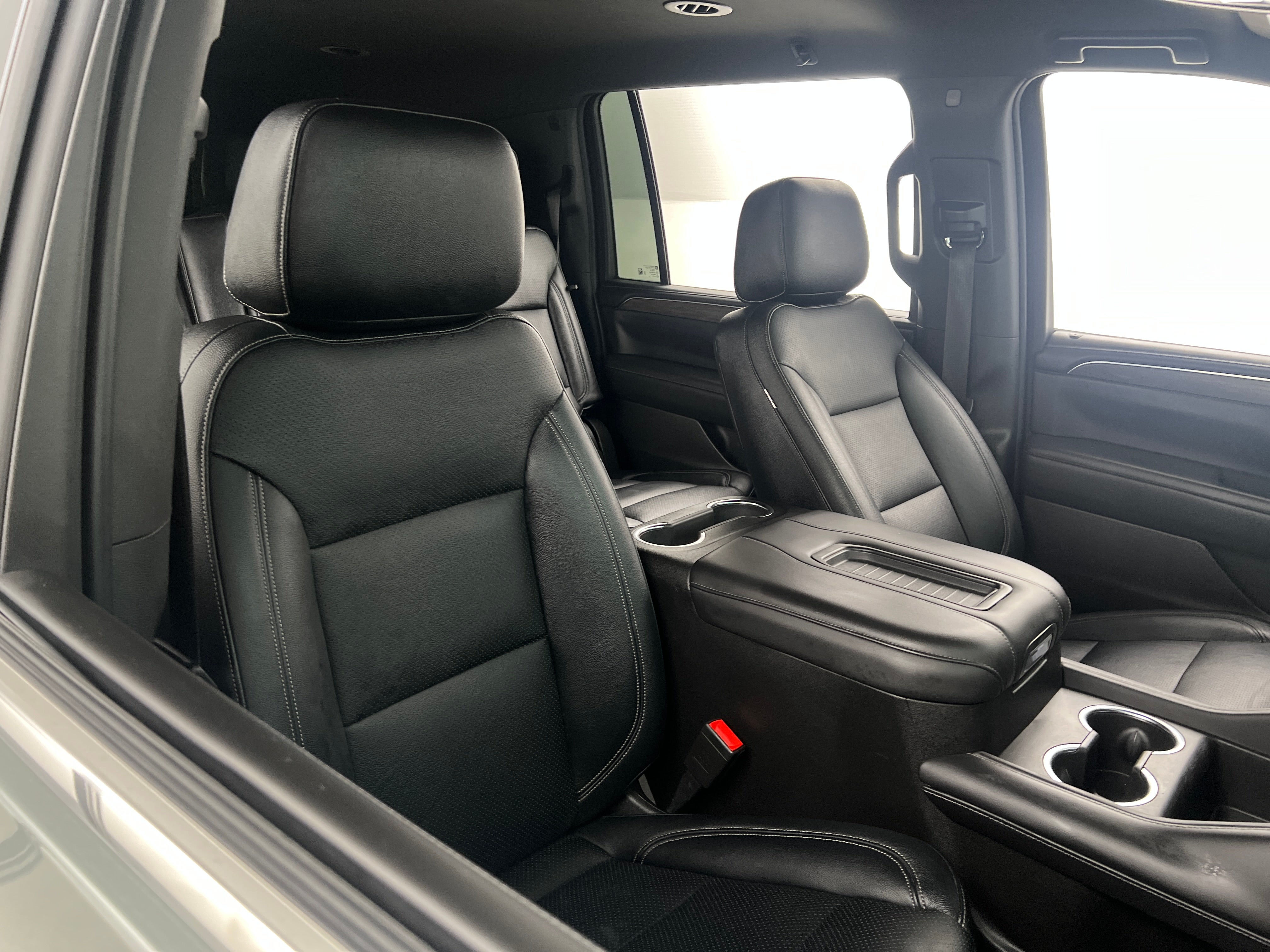 Thumbnail: 2023 Chevrolet Suburban - 2