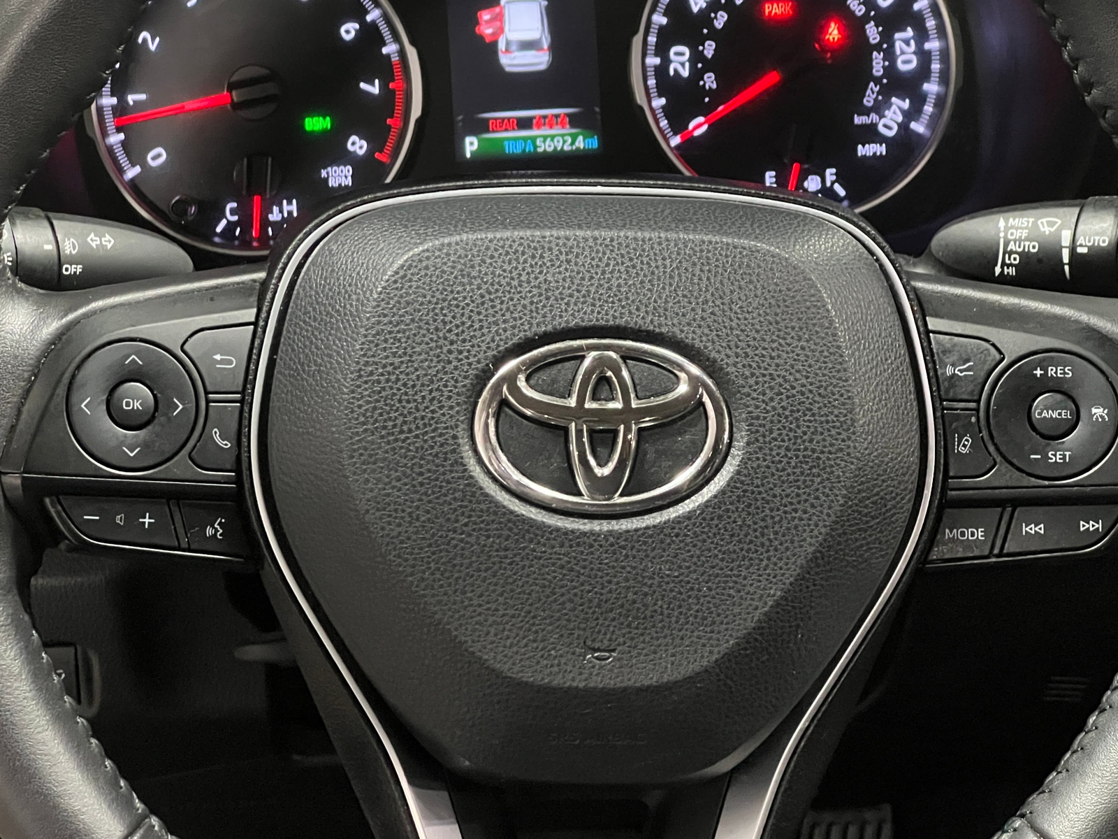 Thumbnail: 2022 Toyota RAV4 - 4