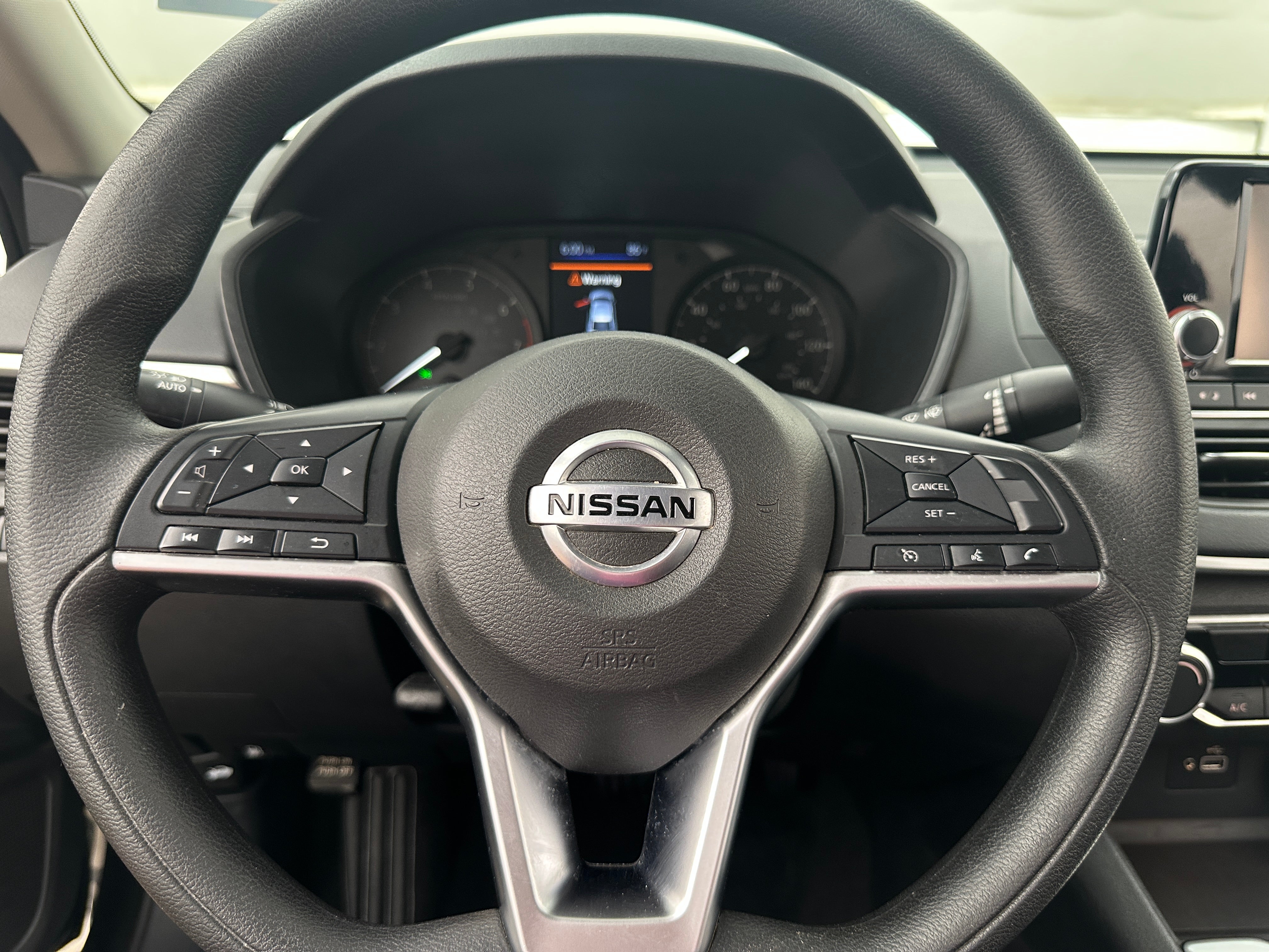 Thumbnail: 2022 Nissan Altima - 5