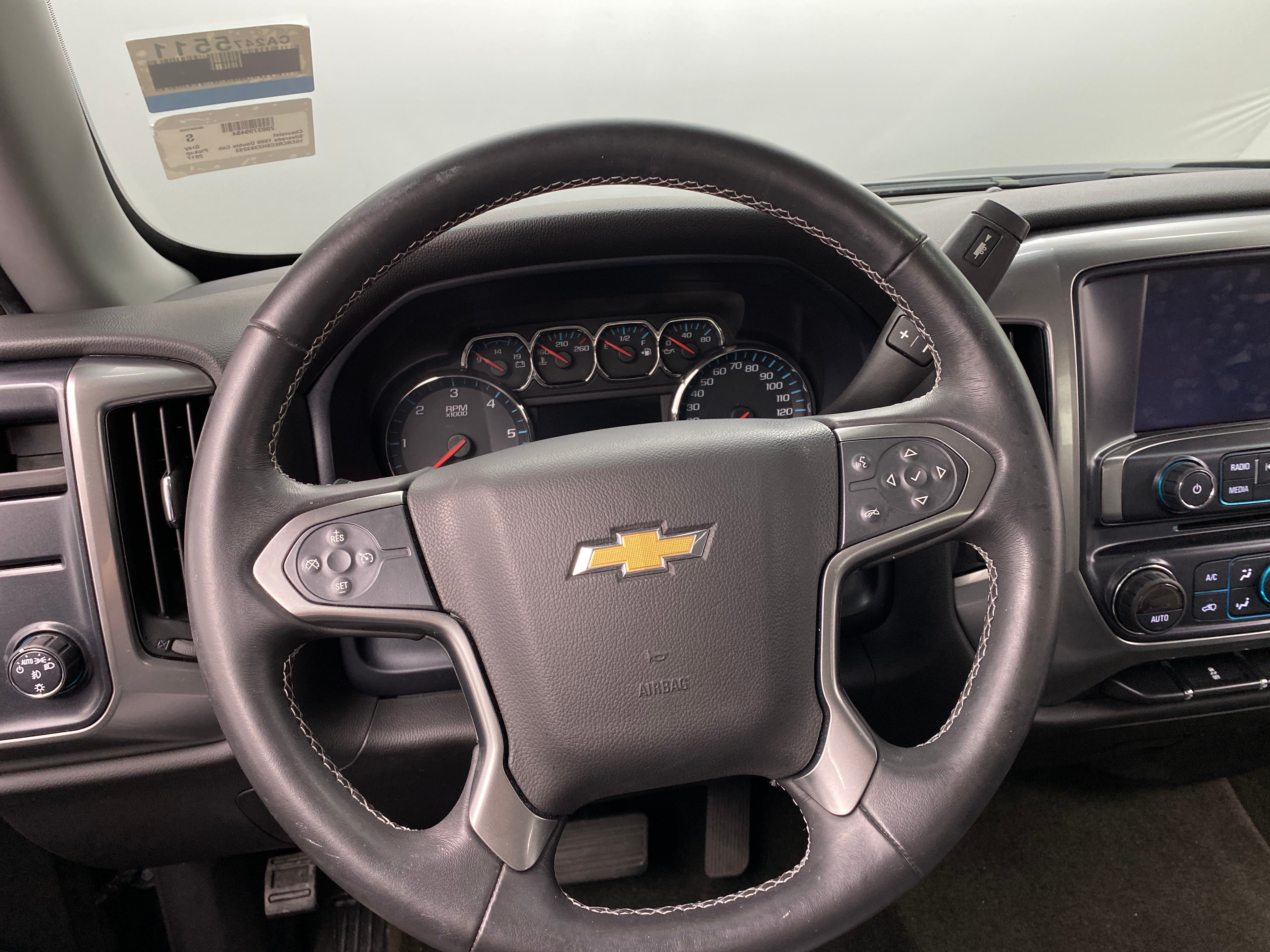 Thumbnail: 2017 Chevrolet Silverado 1500 - 5