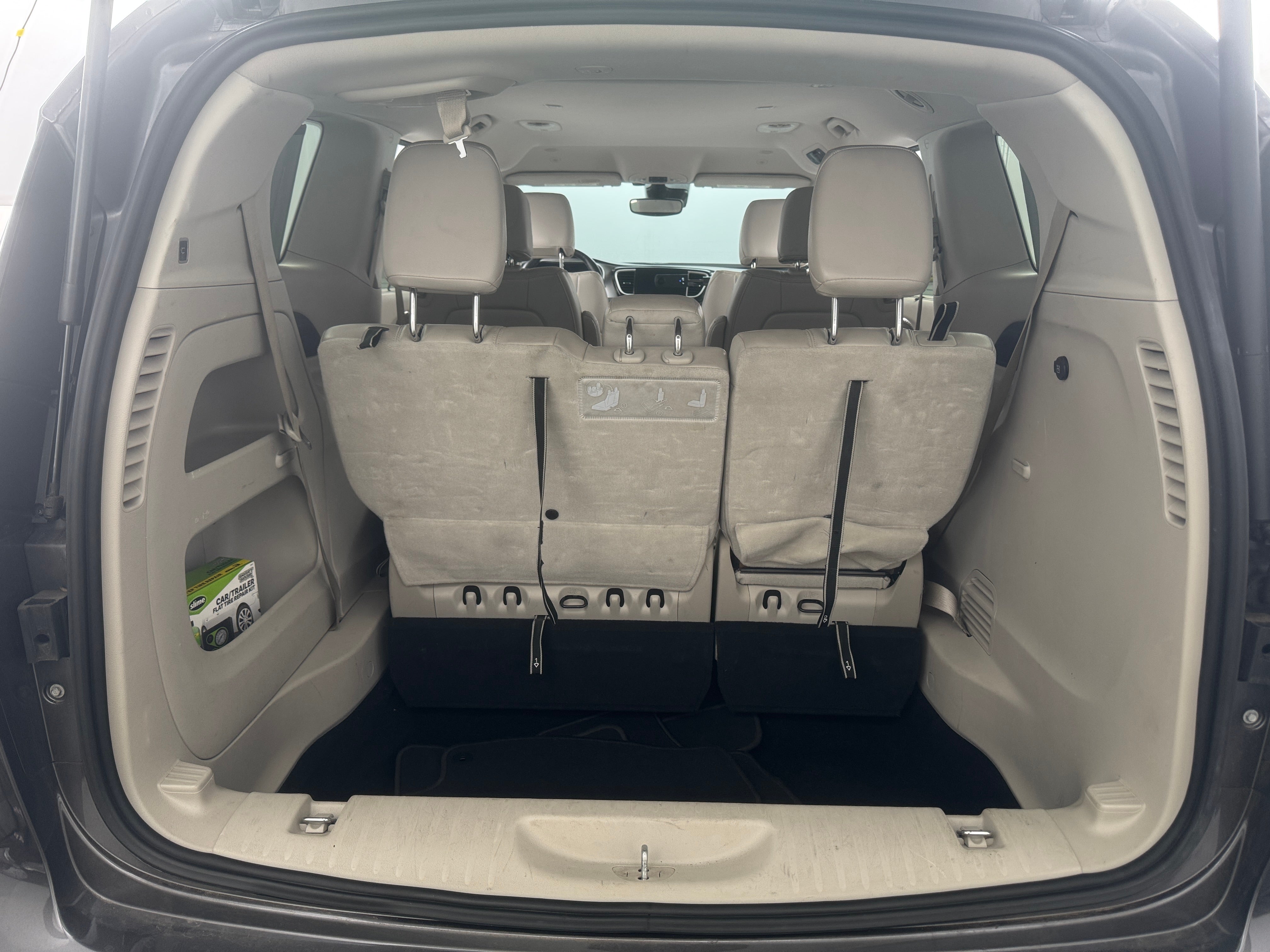 Thumbnail: 2021 Chrysler Pacifica - 6