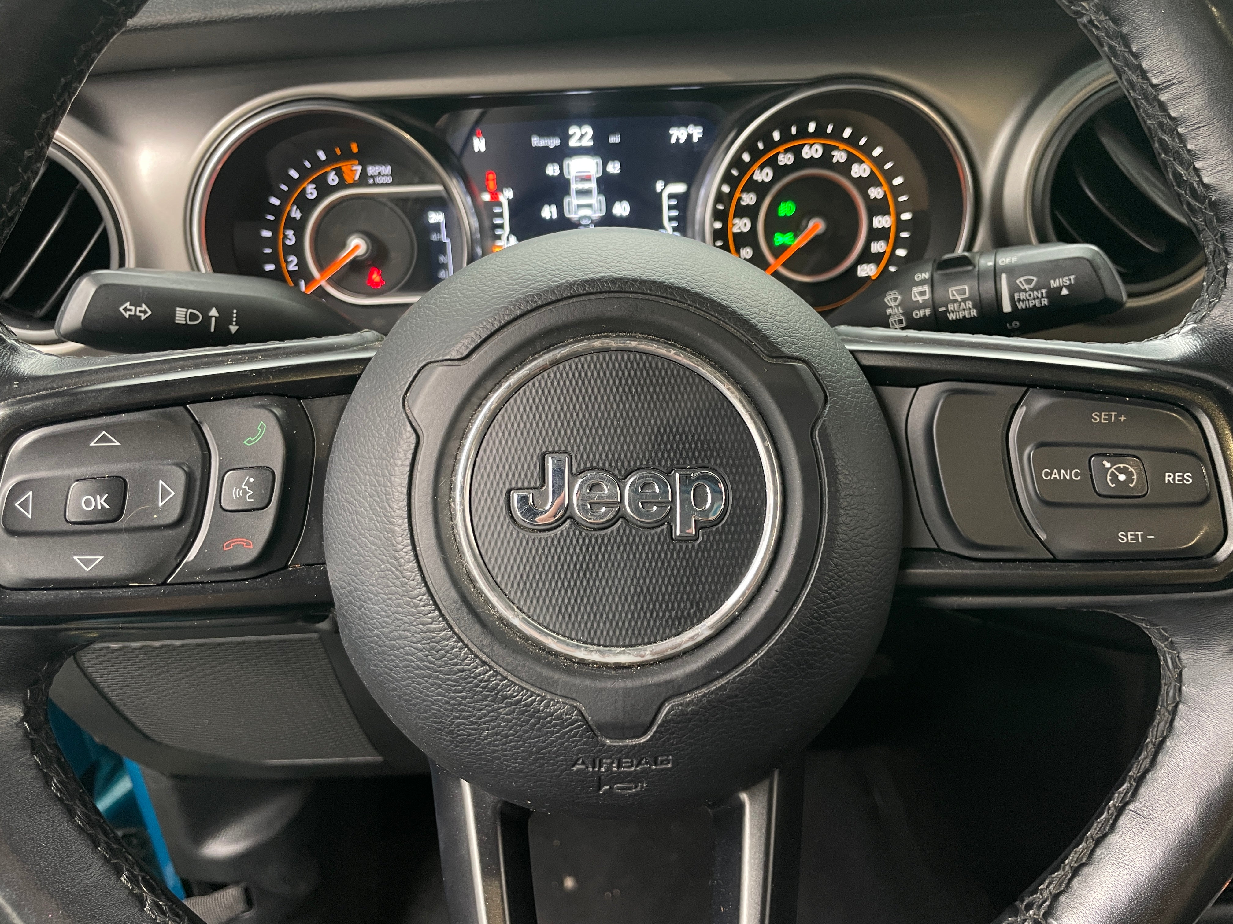 Thumbnail: 2019 Jeep Wrangler - 5