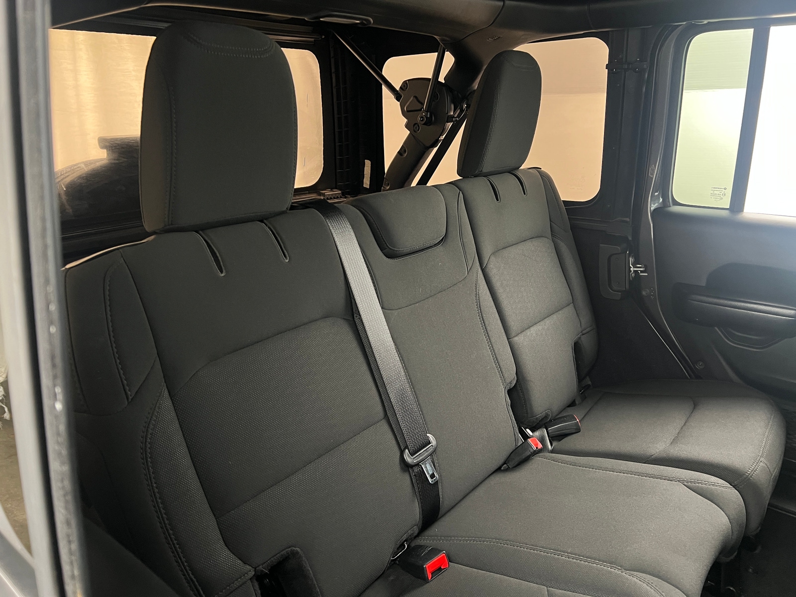 Thumbnail: 2019 Jeep Wrangler - 6