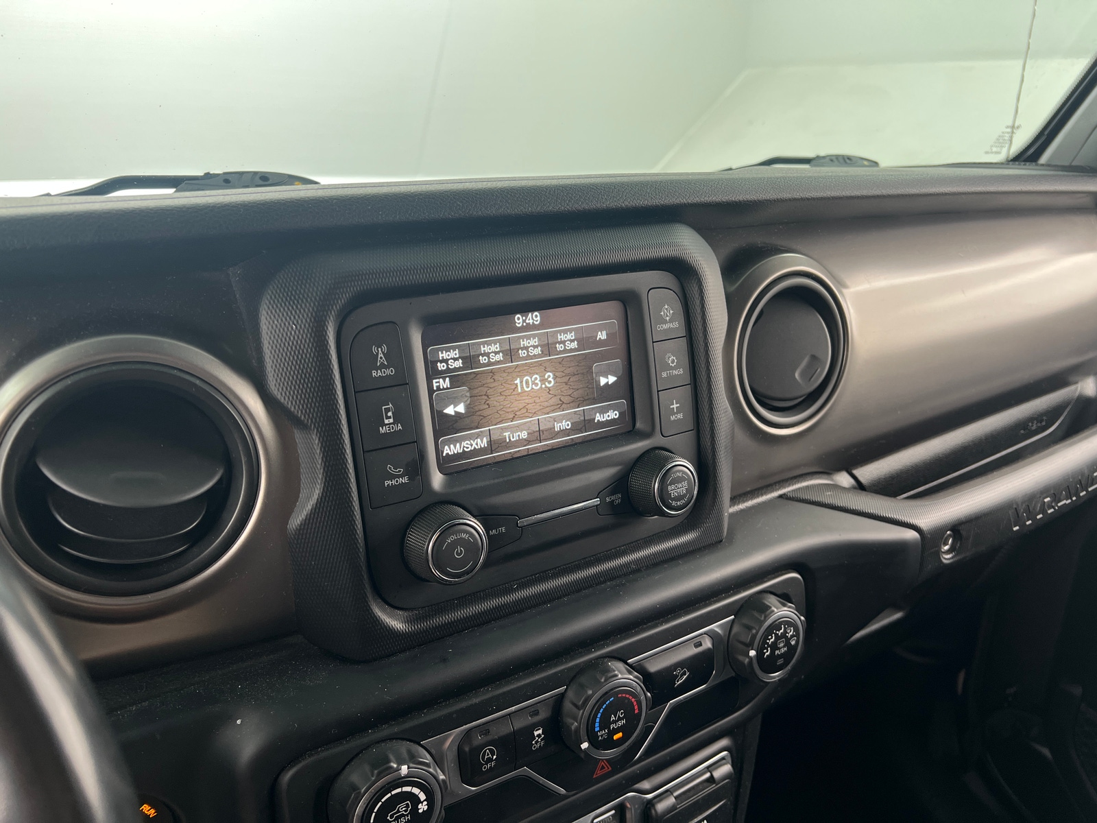 Thumbnail: 2019 Jeep Wrangler - 4