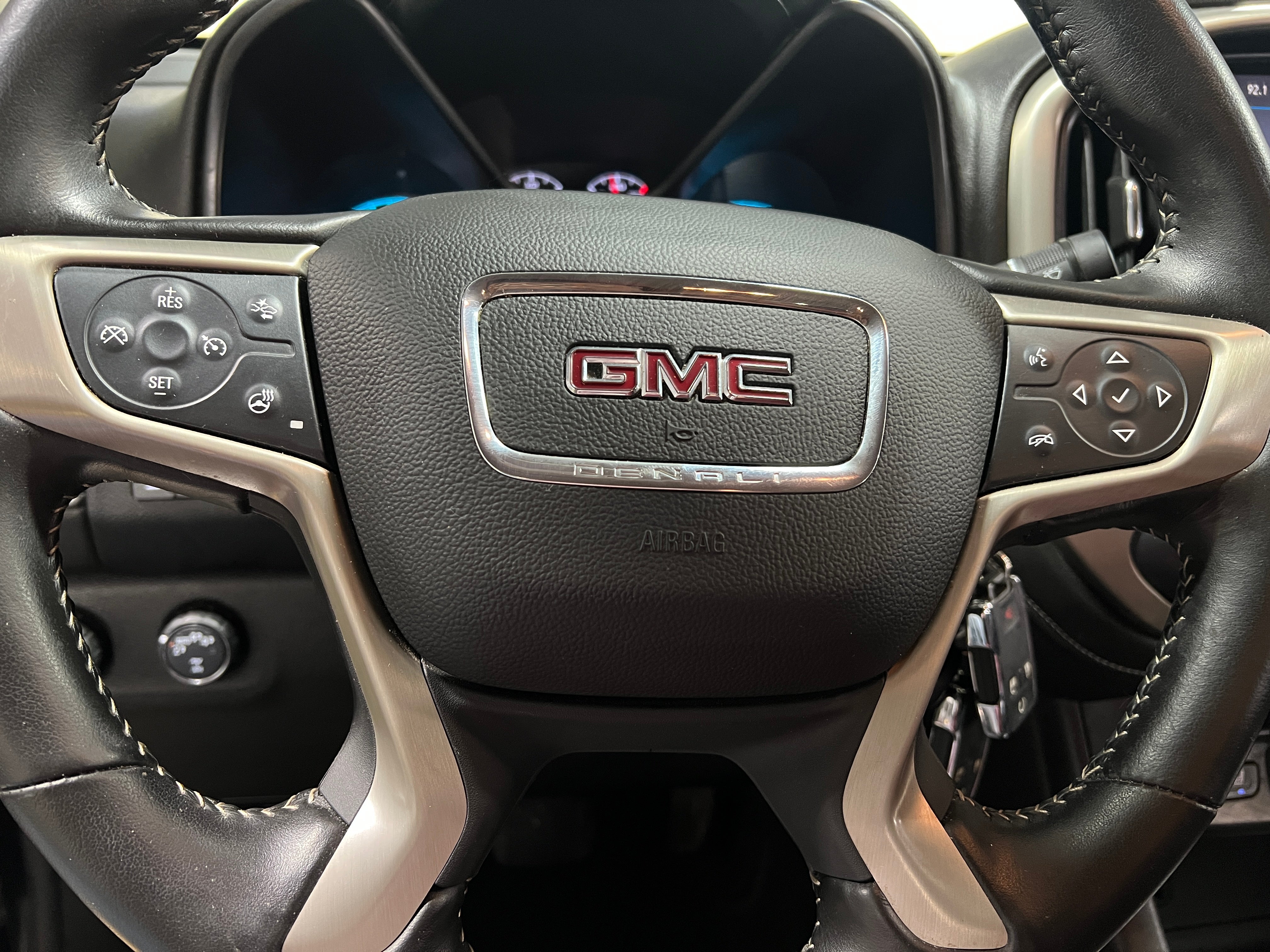 Thumbnail: 2021 GMC Canyon - 4