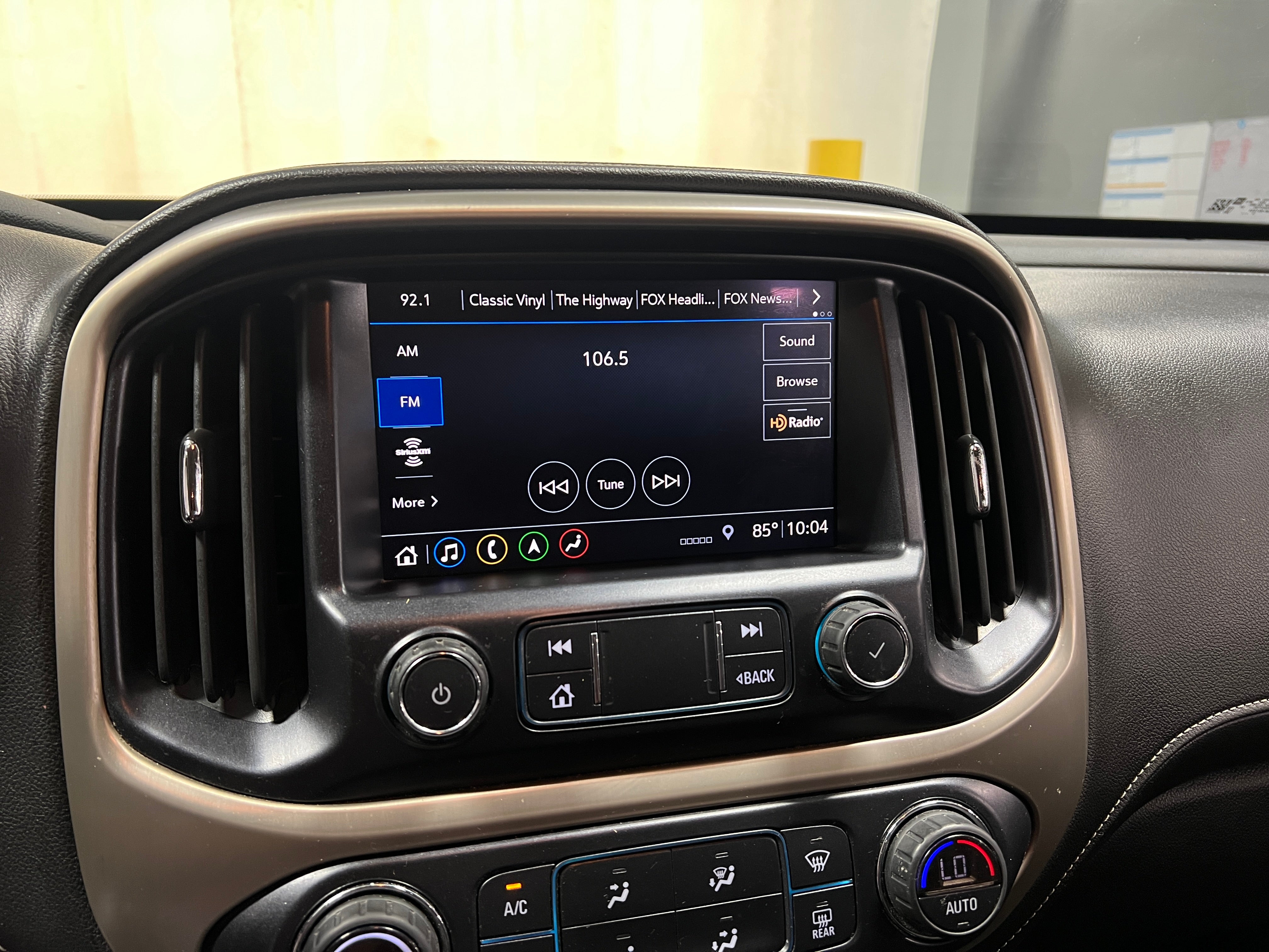 Thumbnail: 2021 GMC Canyon - 3