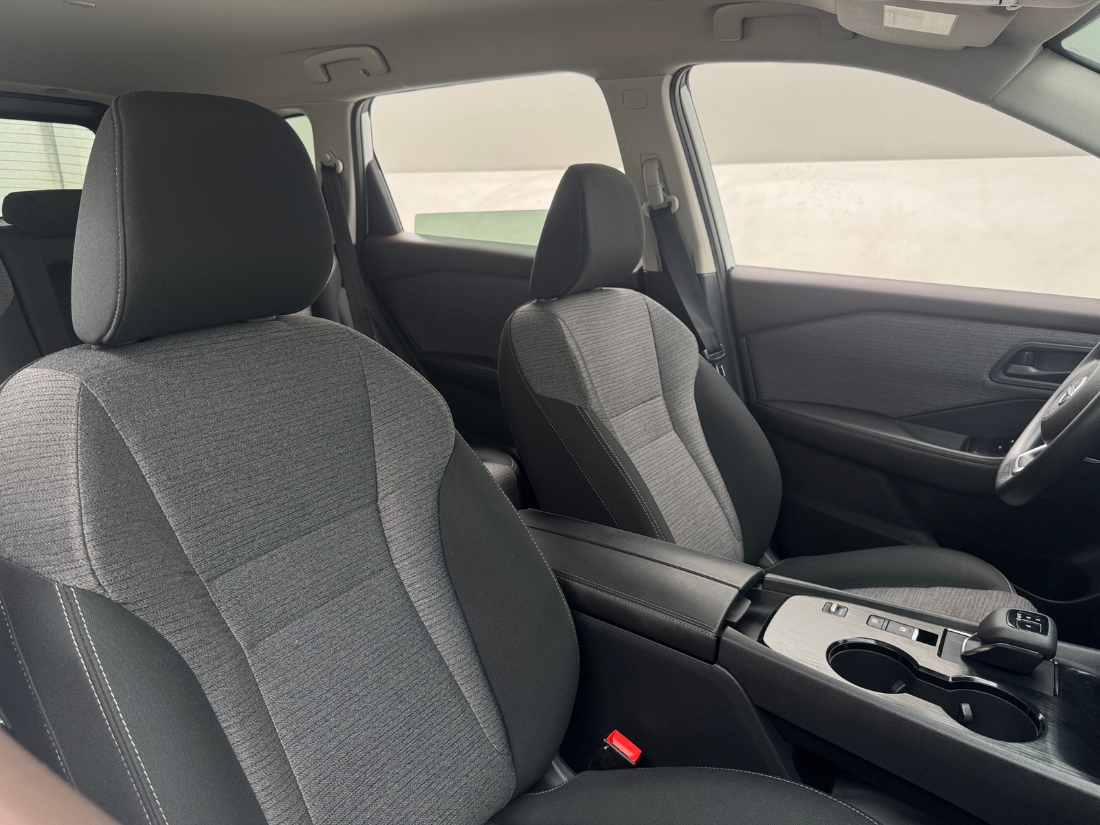 Thumbnail: 2022 Nissan Rogue - 2