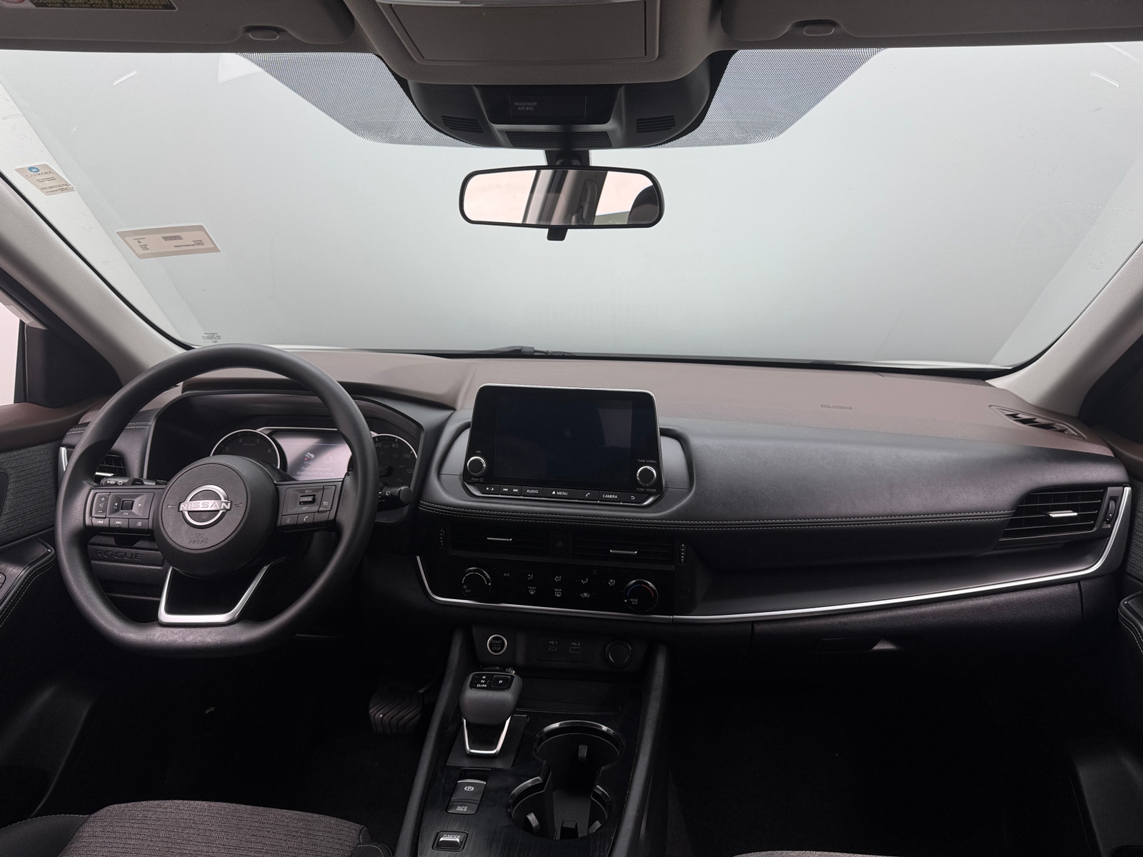 Thumbnail: 2022 Nissan Rogue - 3