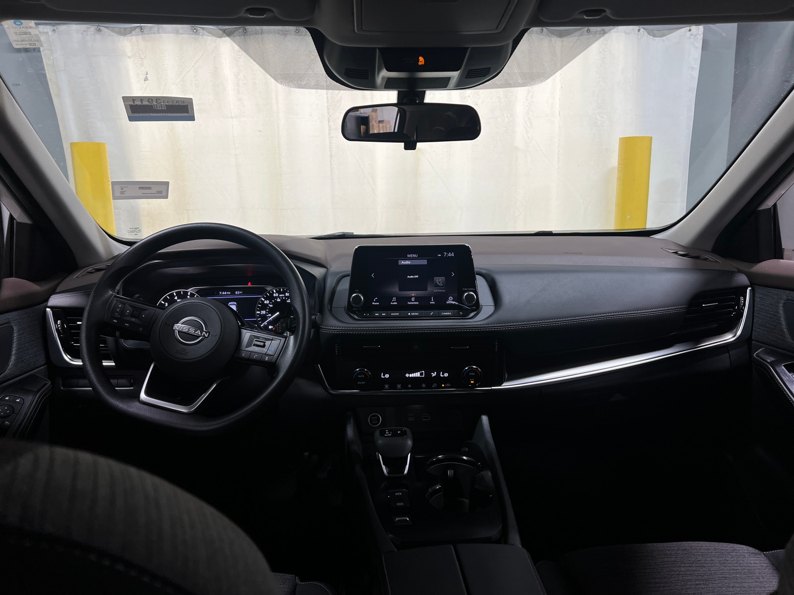 Thumbnail: 2022 Nissan Rogue - 3