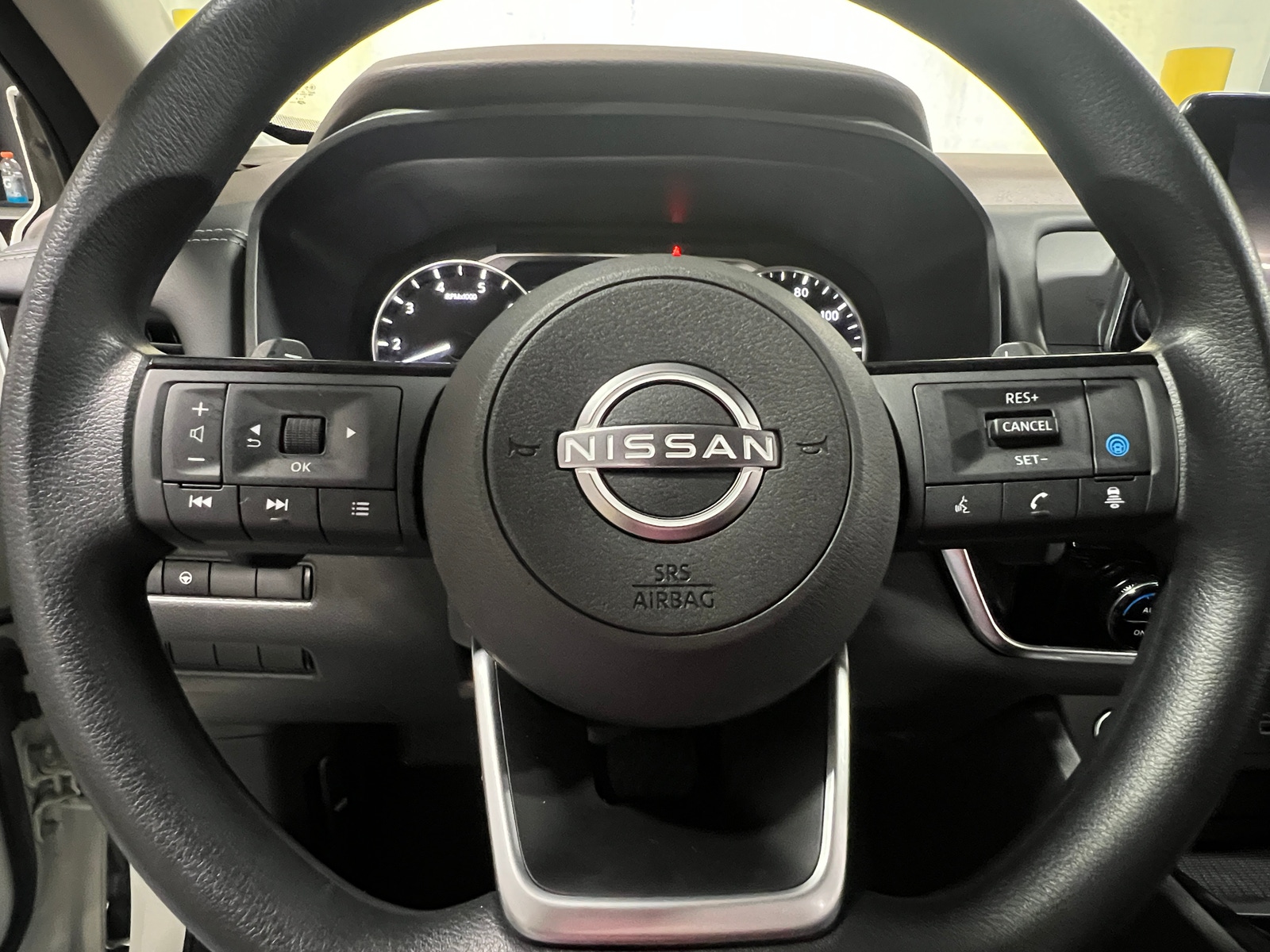 Thumbnail: 2022 Nissan Rogue - 5