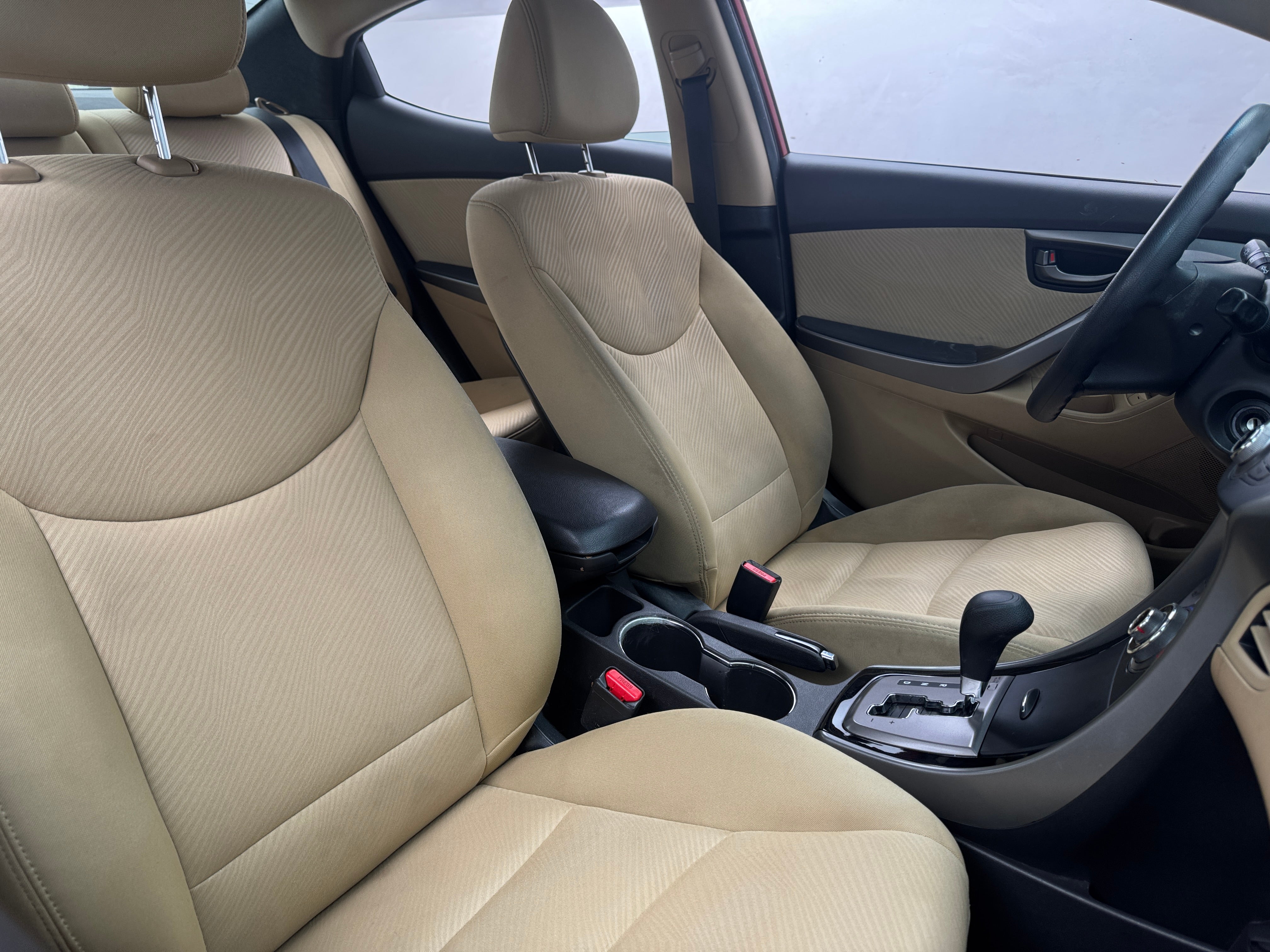 Thumbnail: 2013 Hyundai Elantra - 2