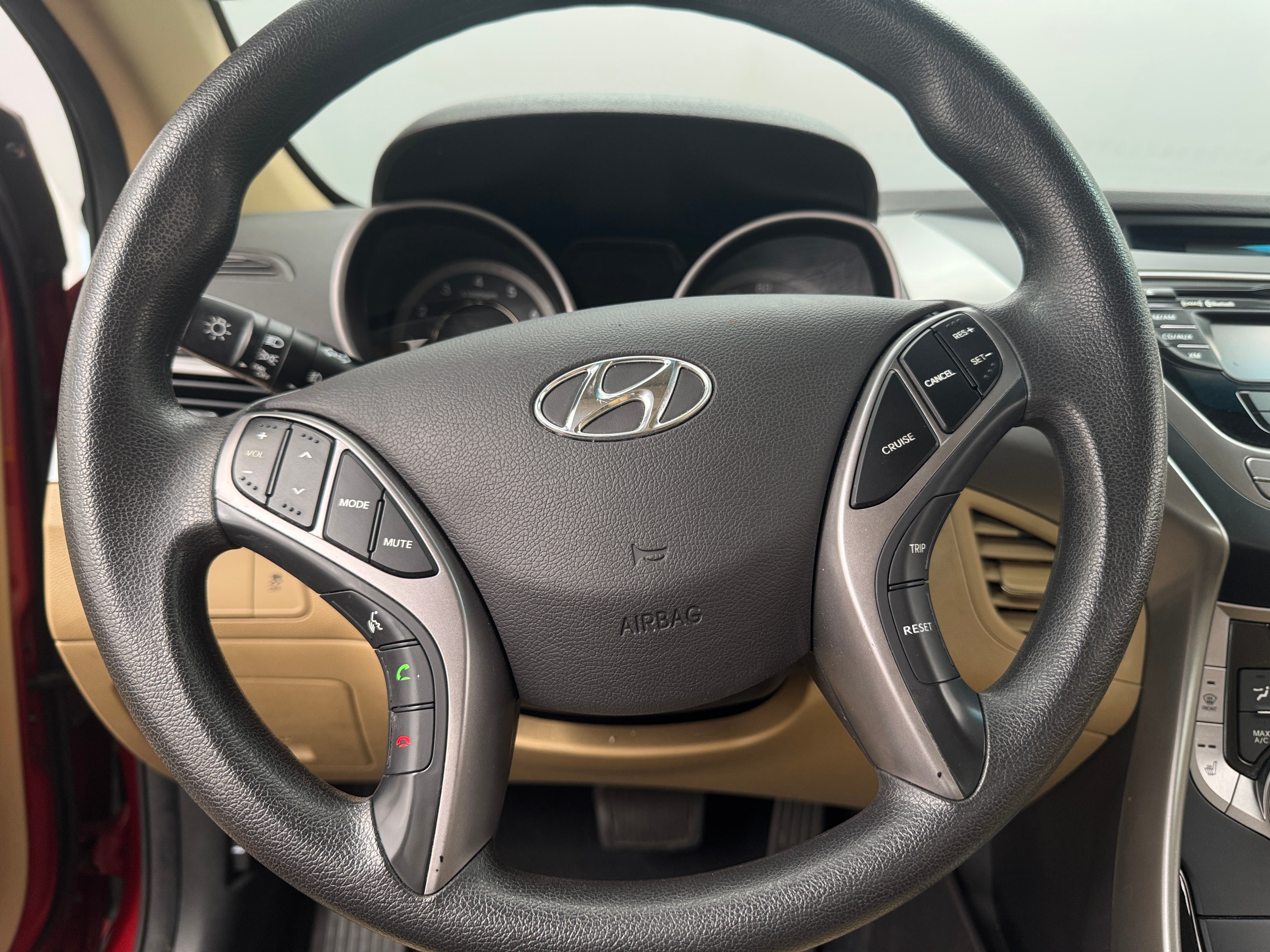 Thumbnail: 2013 Hyundai Elantra - 5