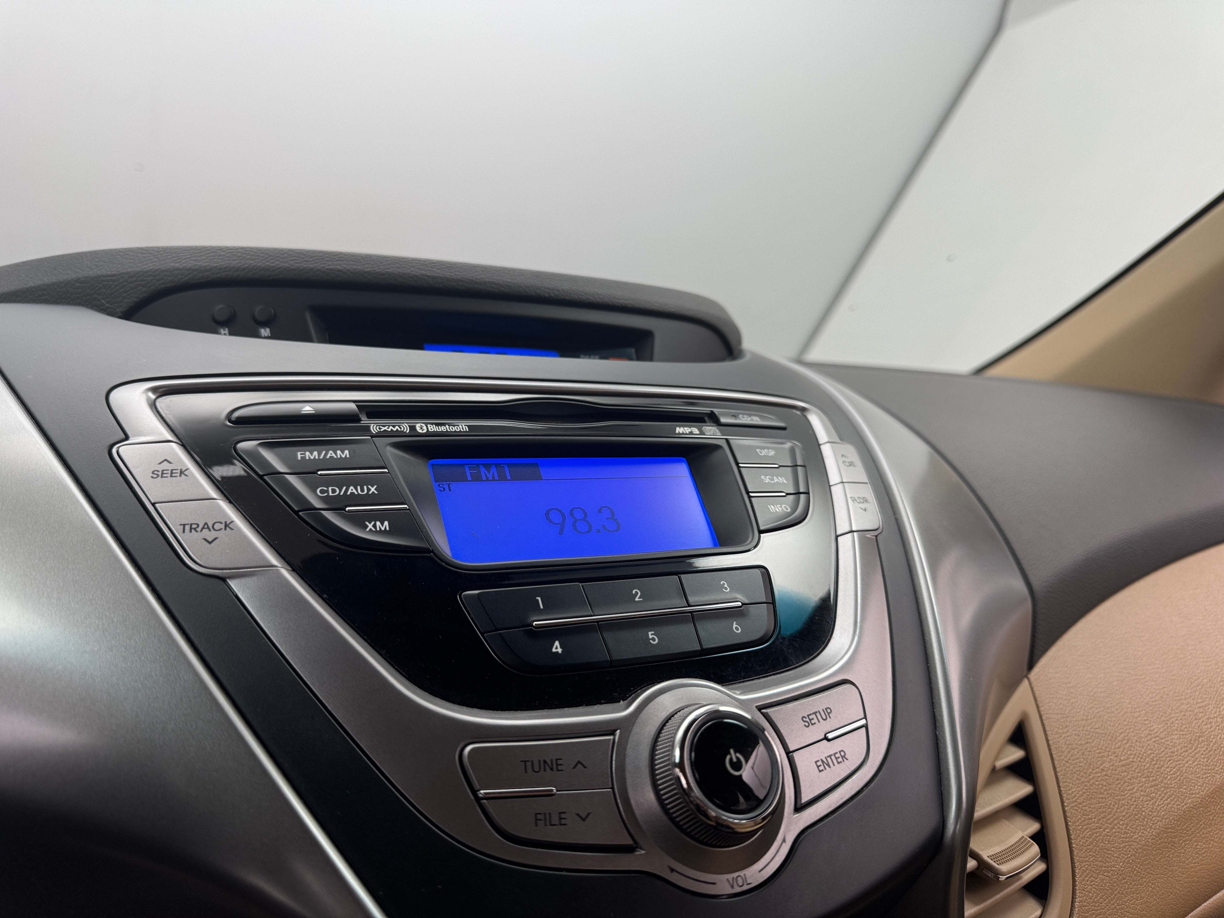Thumbnail: 2013 Hyundai Elantra - 4