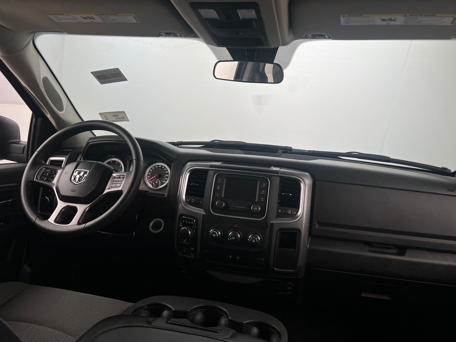 Thumbnail: 2024 RAM 1500 Classic - 3