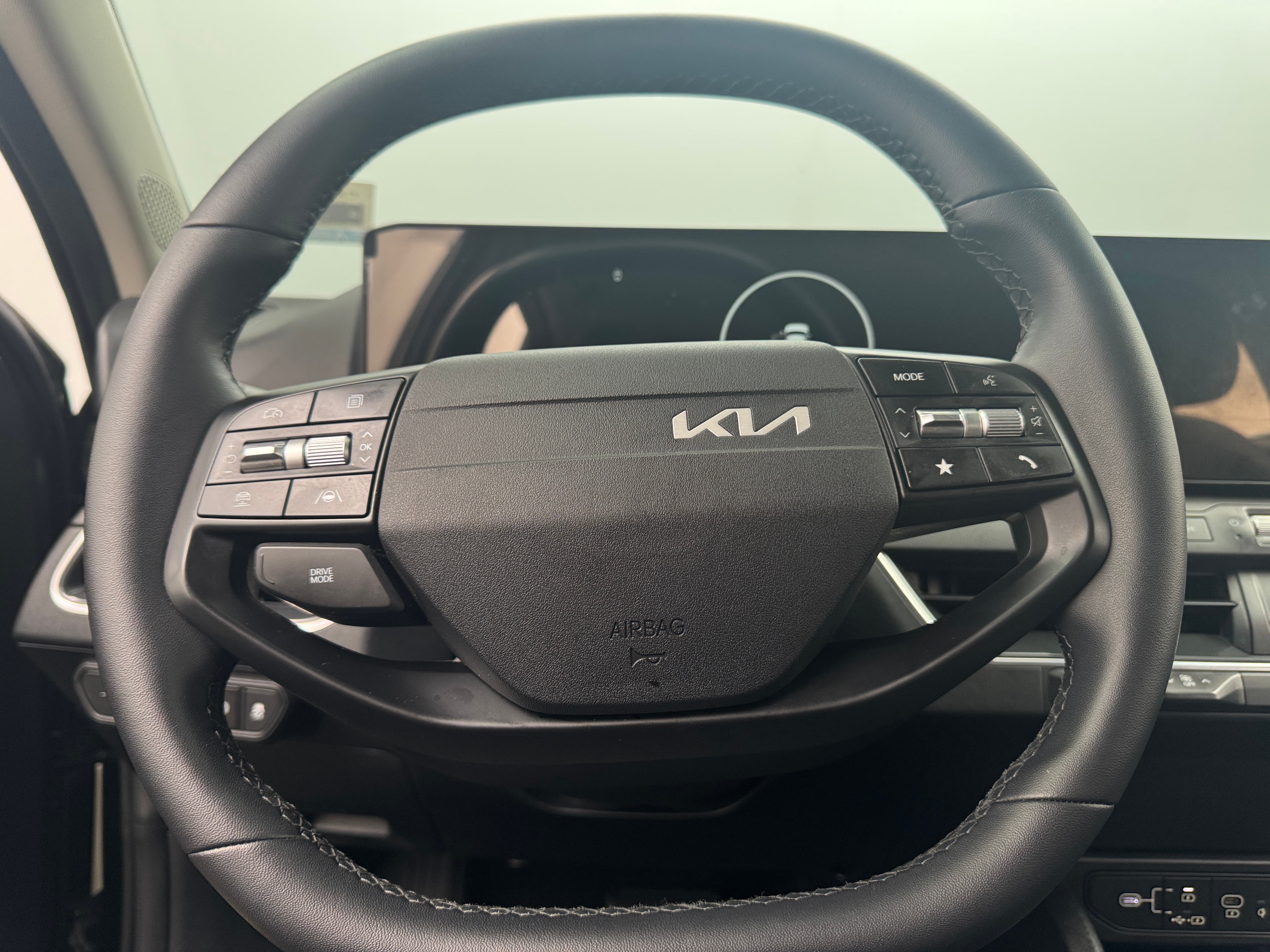 Thumbnail: 2025 Kia K4 - 5