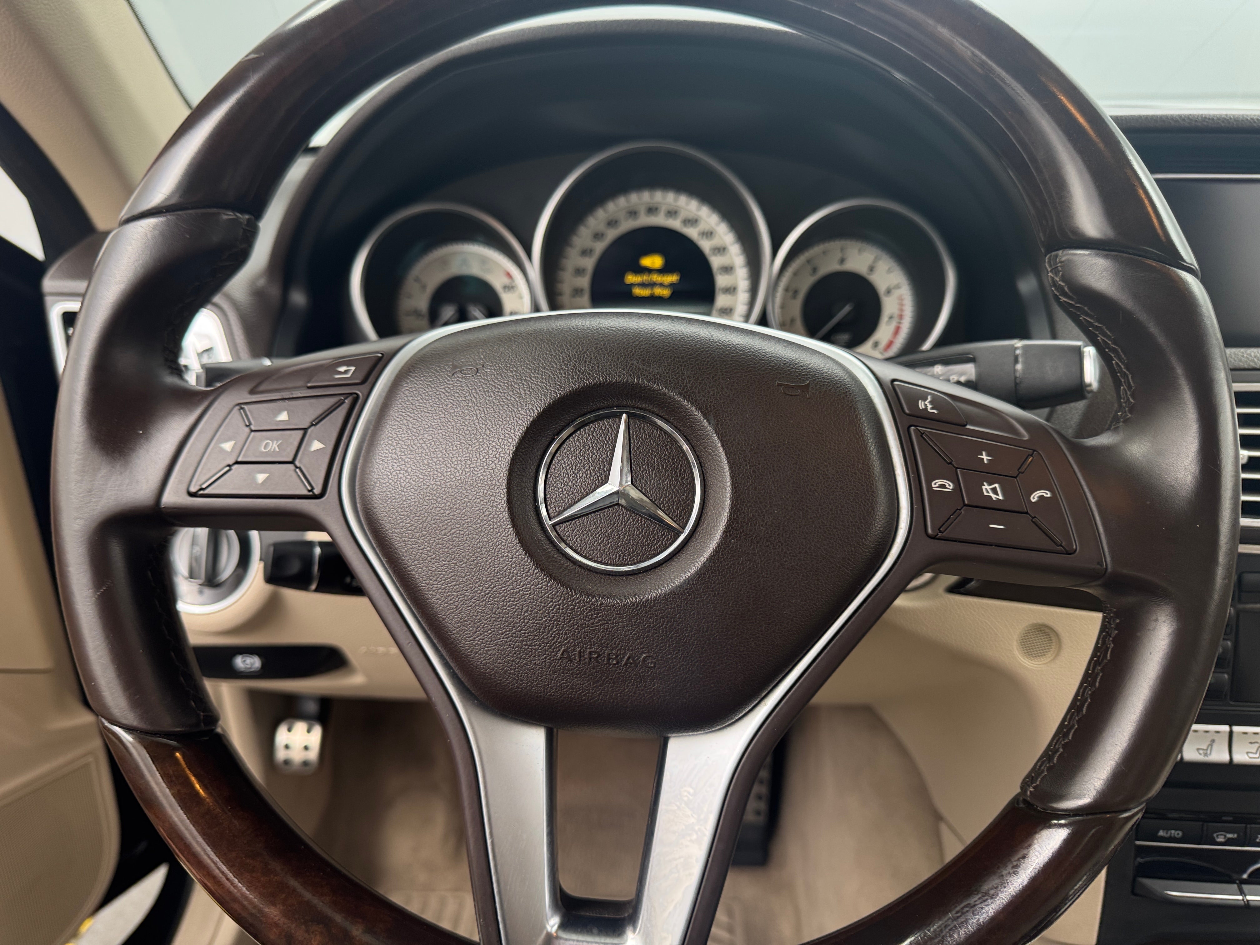 Thumbnail: 2014 Mercedes-Benz E-Class - 4
