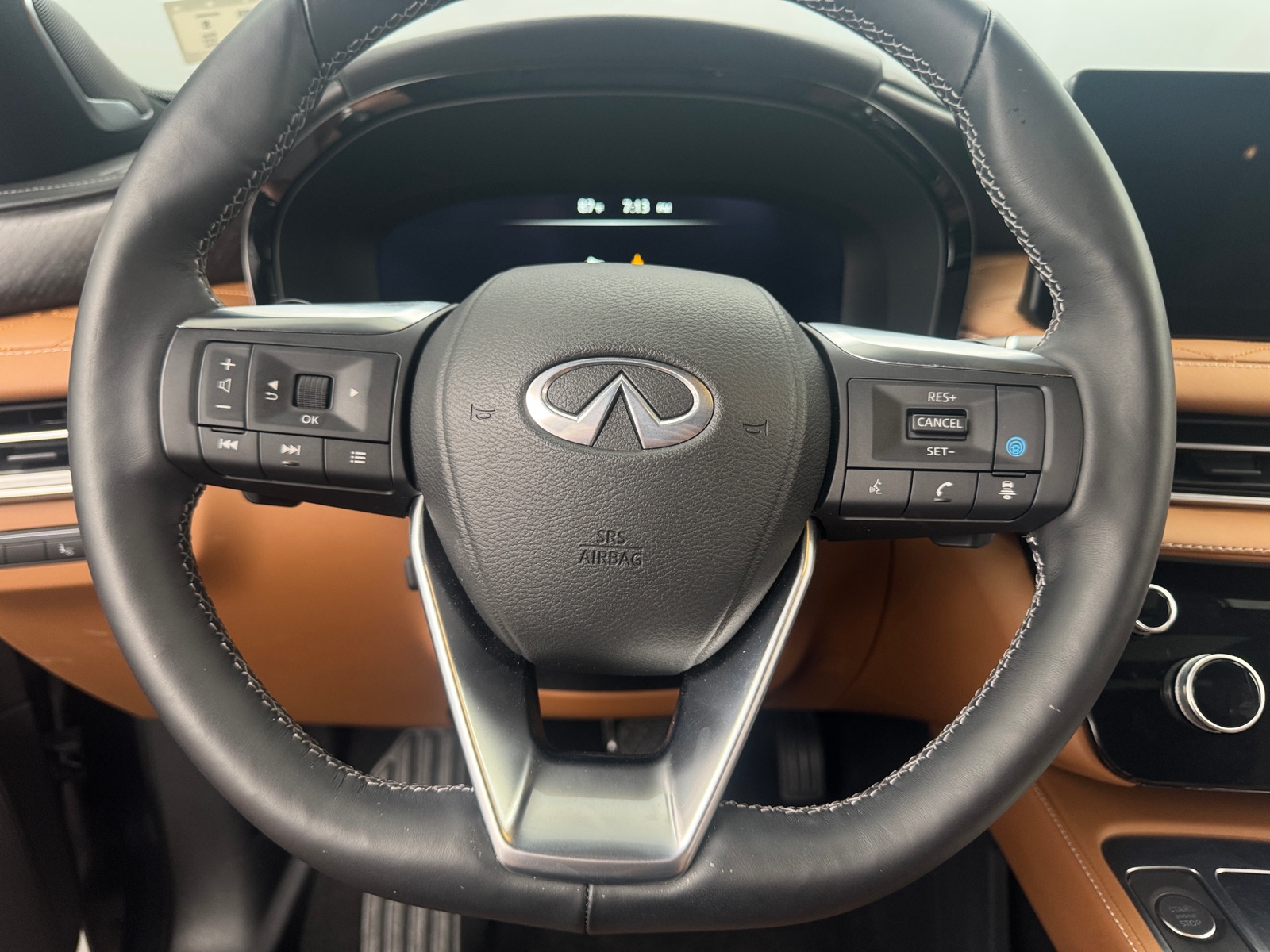 Thumbnail: 2024 INFINITI QX60 - 4