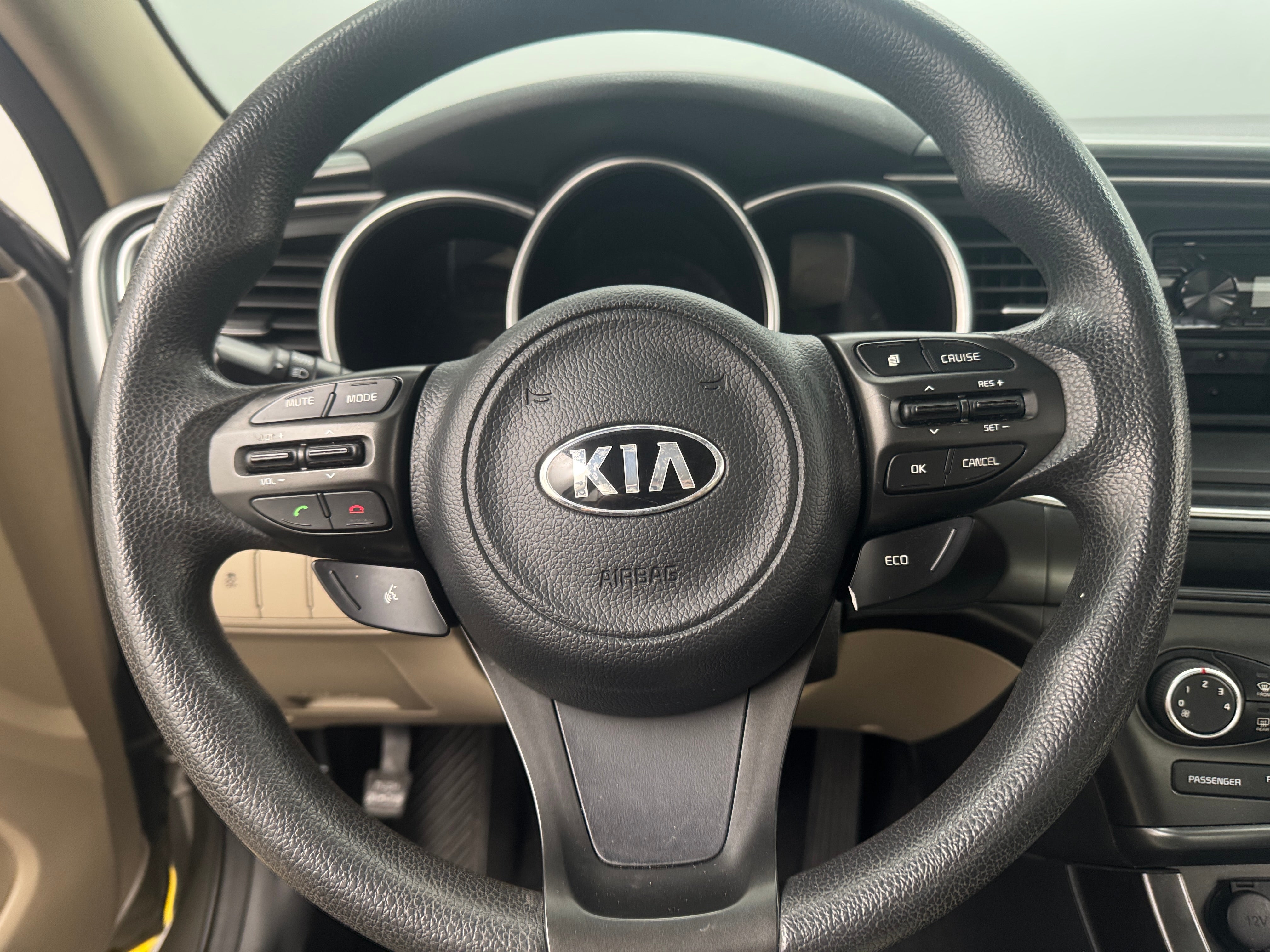 Thumbnail: 2015 Kia Optima - 5