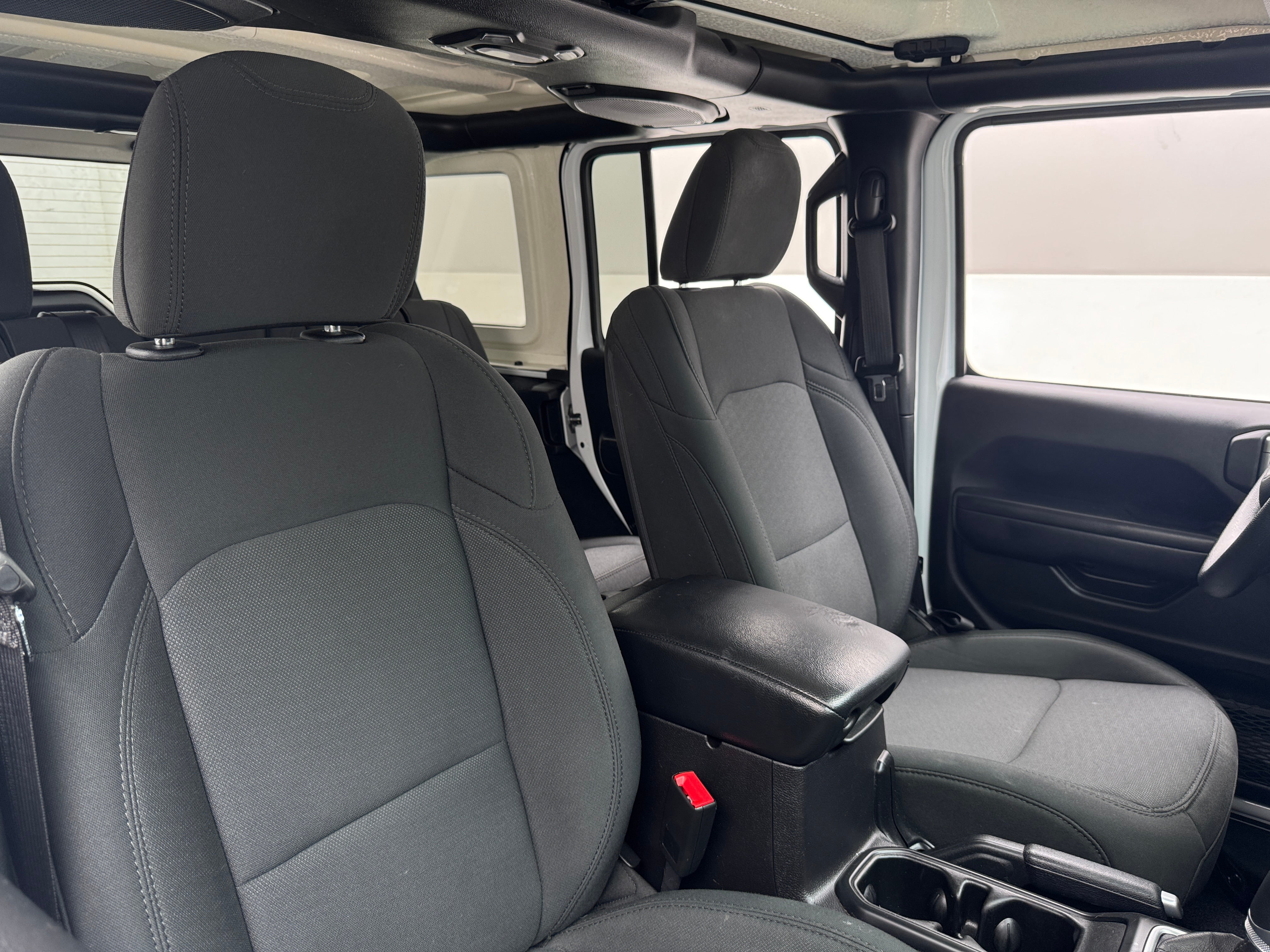 Thumbnail: 2019 Jeep Wrangler - 2