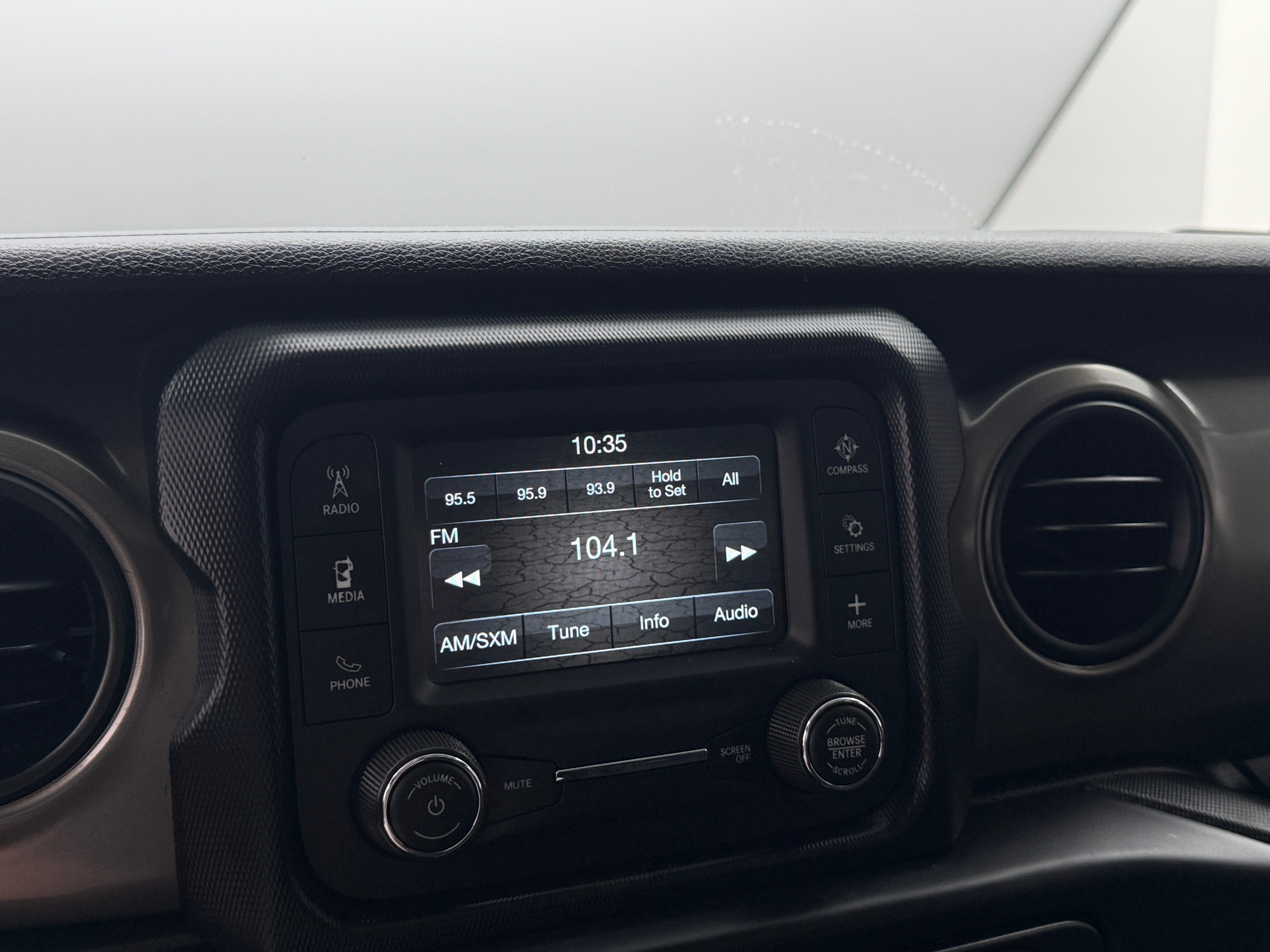 Thumbnail: 2019 Jeep Wrangler - 4