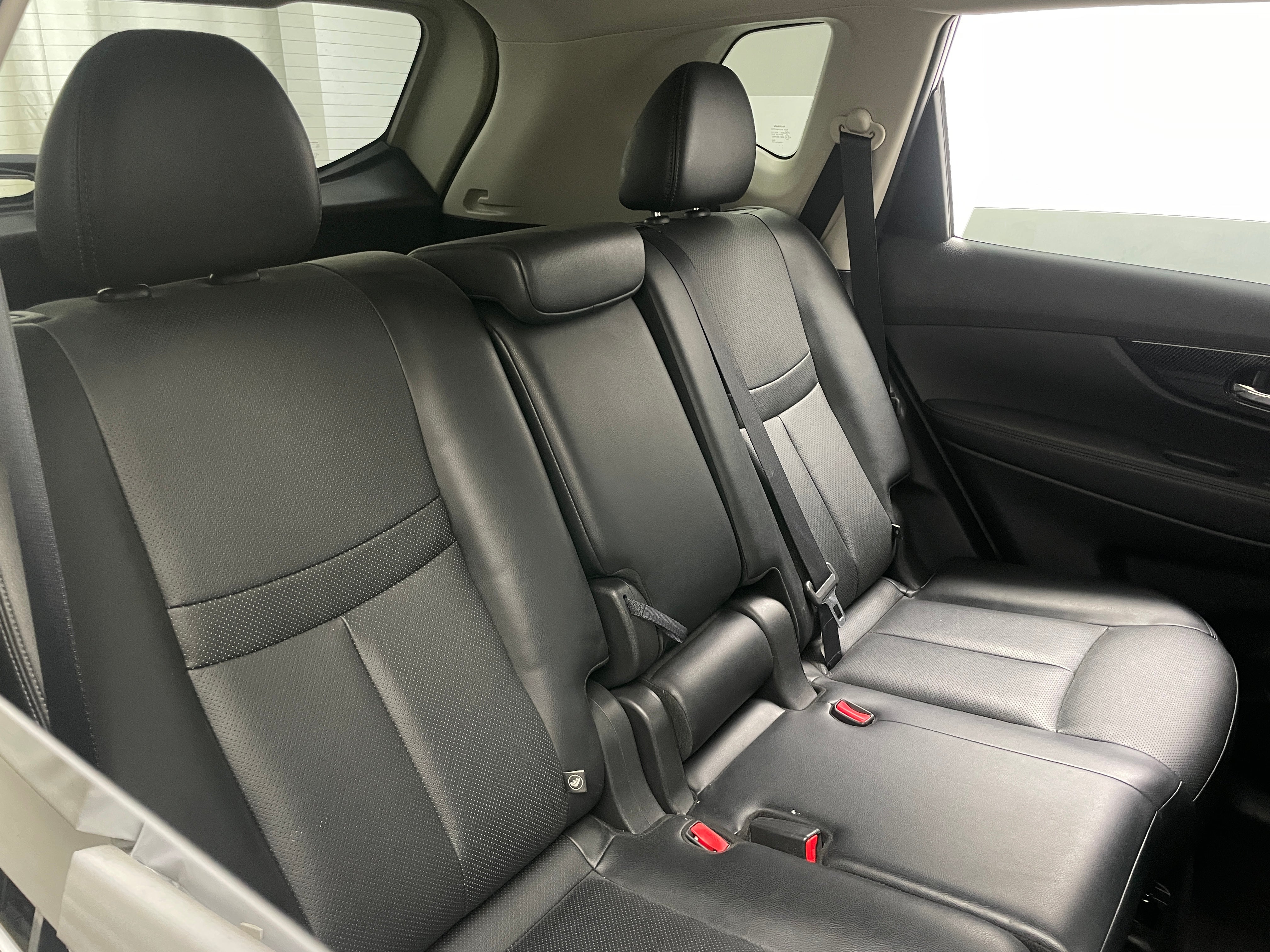 Thumbnail: 2017 Nissan Rogue - 5