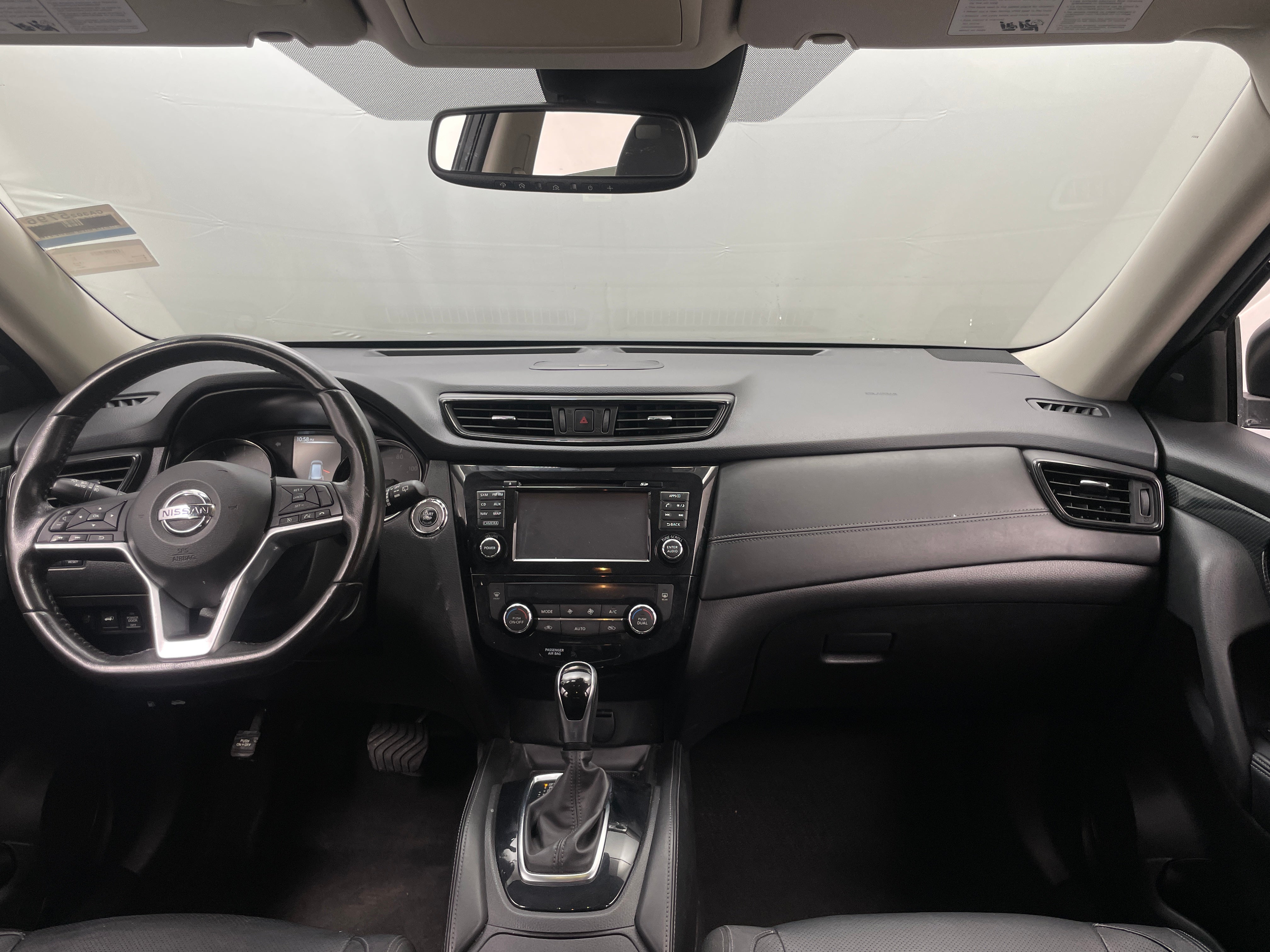Thumbnail: 2017 Nissan Rogue - 2