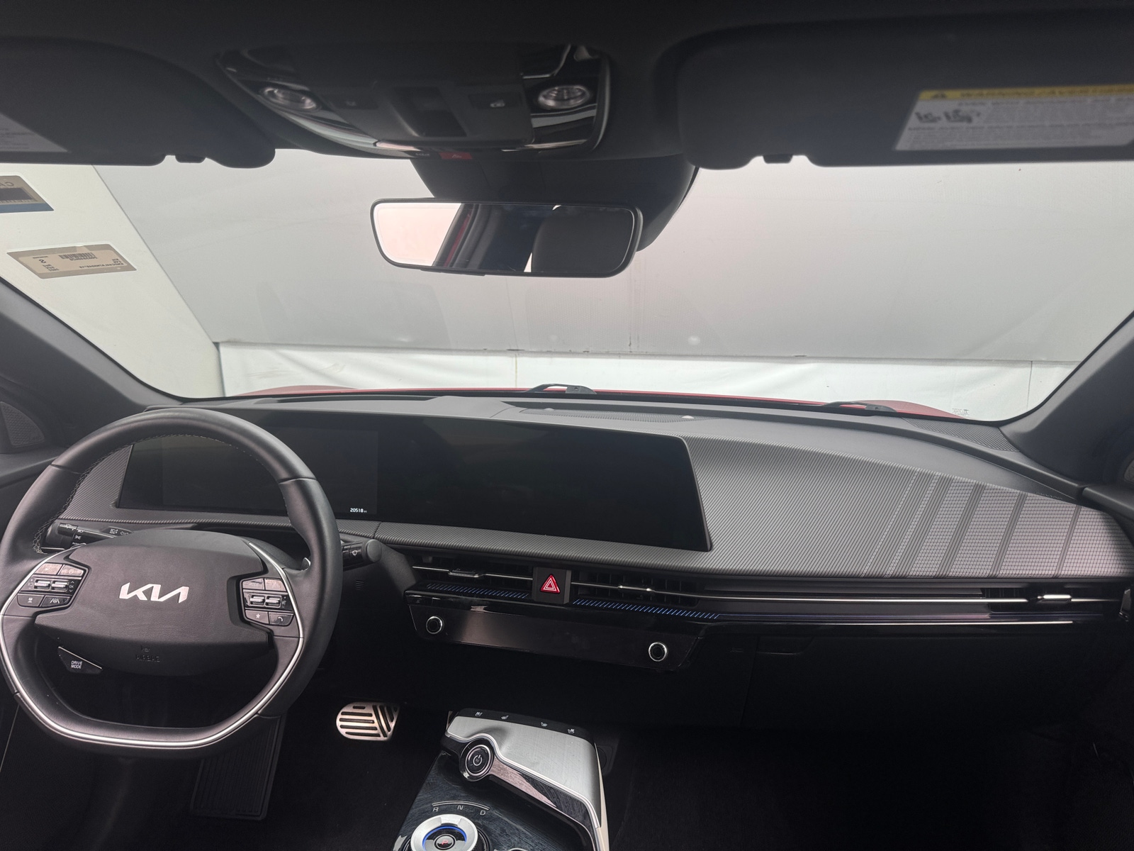 Thumbnail: 2022 Kia EV6 - 2
