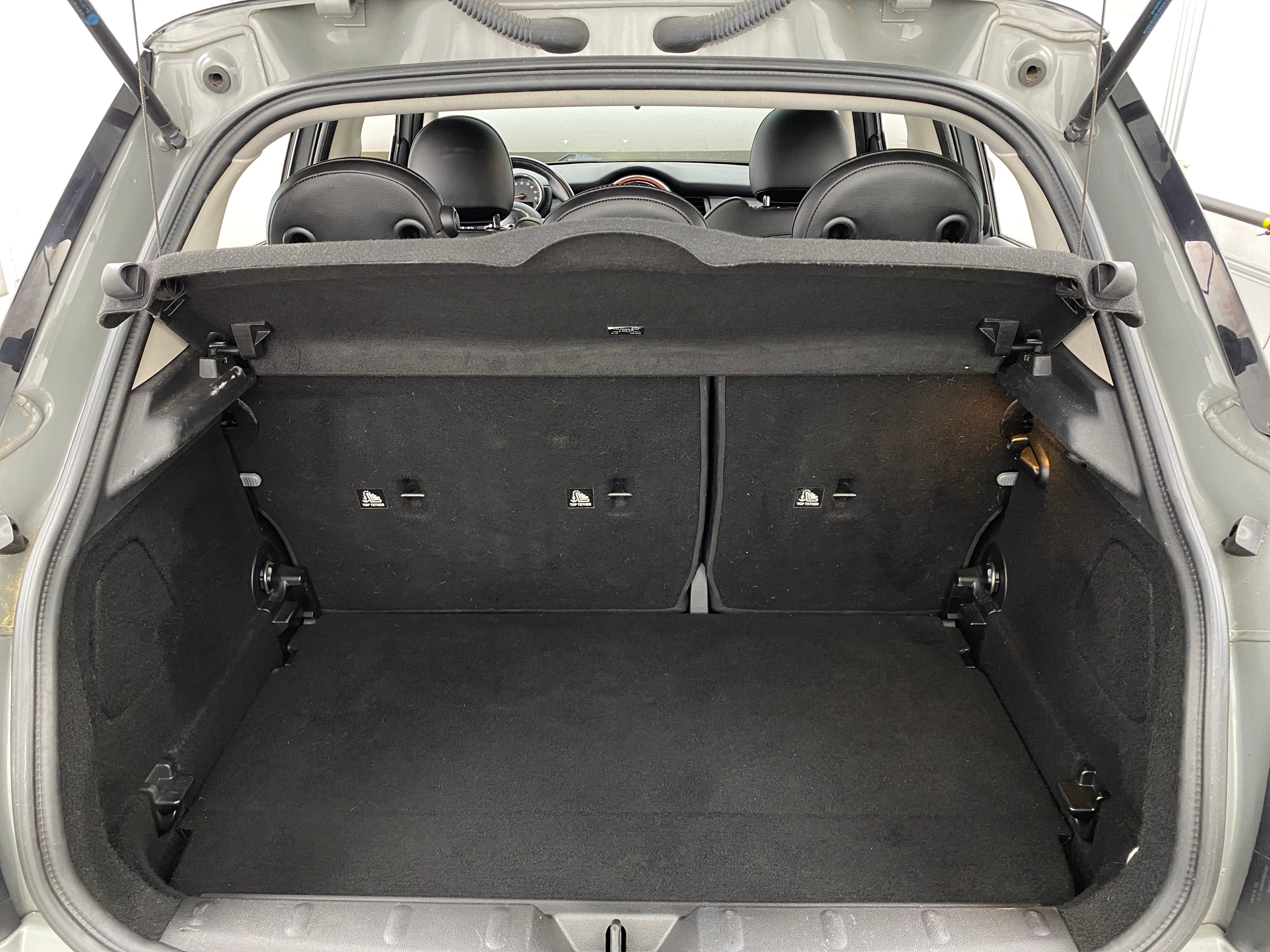 Thumbnail: 2016 MINI Cooper Hardtop - 6