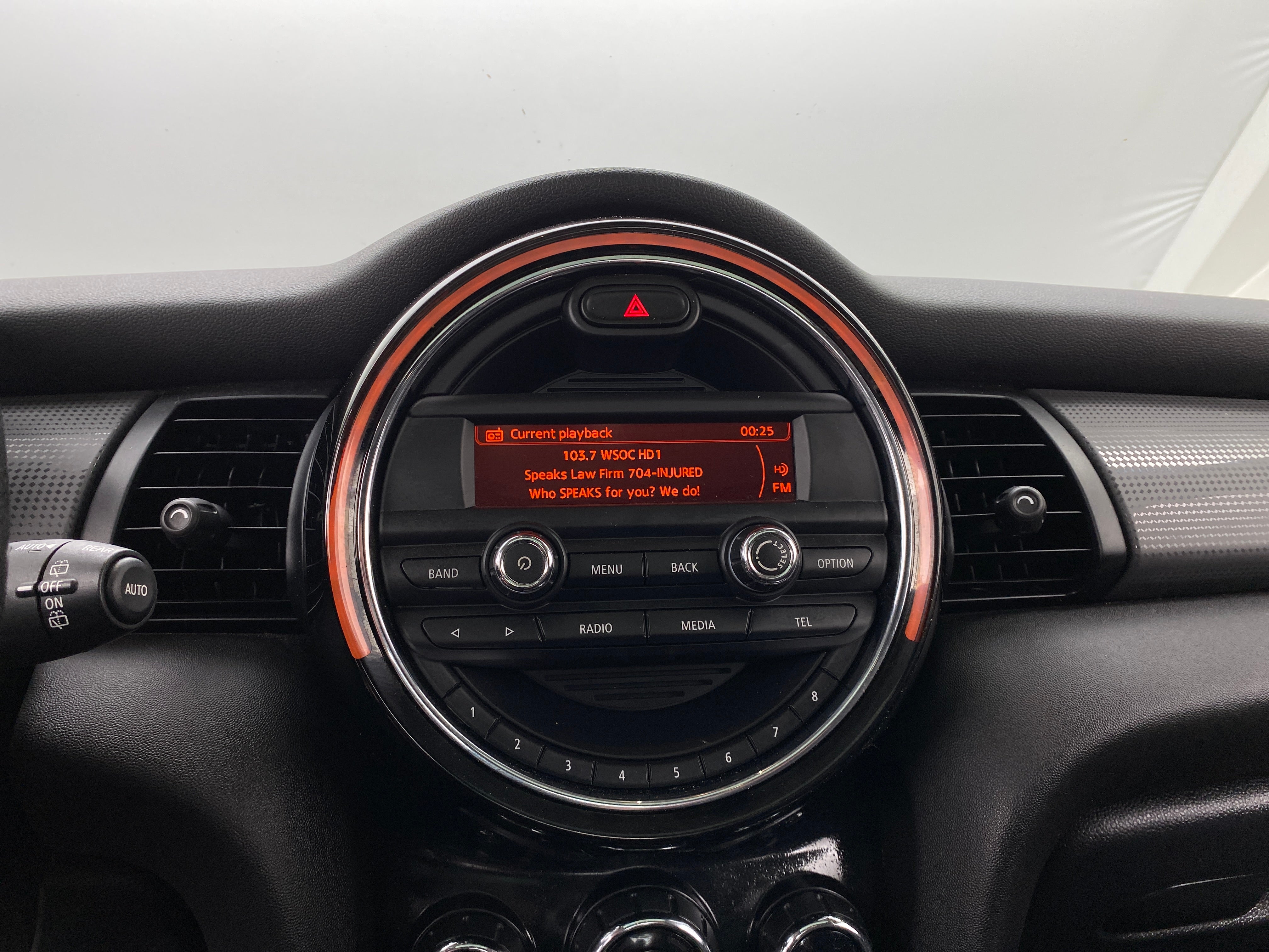 Thumbnail: 2016 MINI Cooper Hardtop - 3