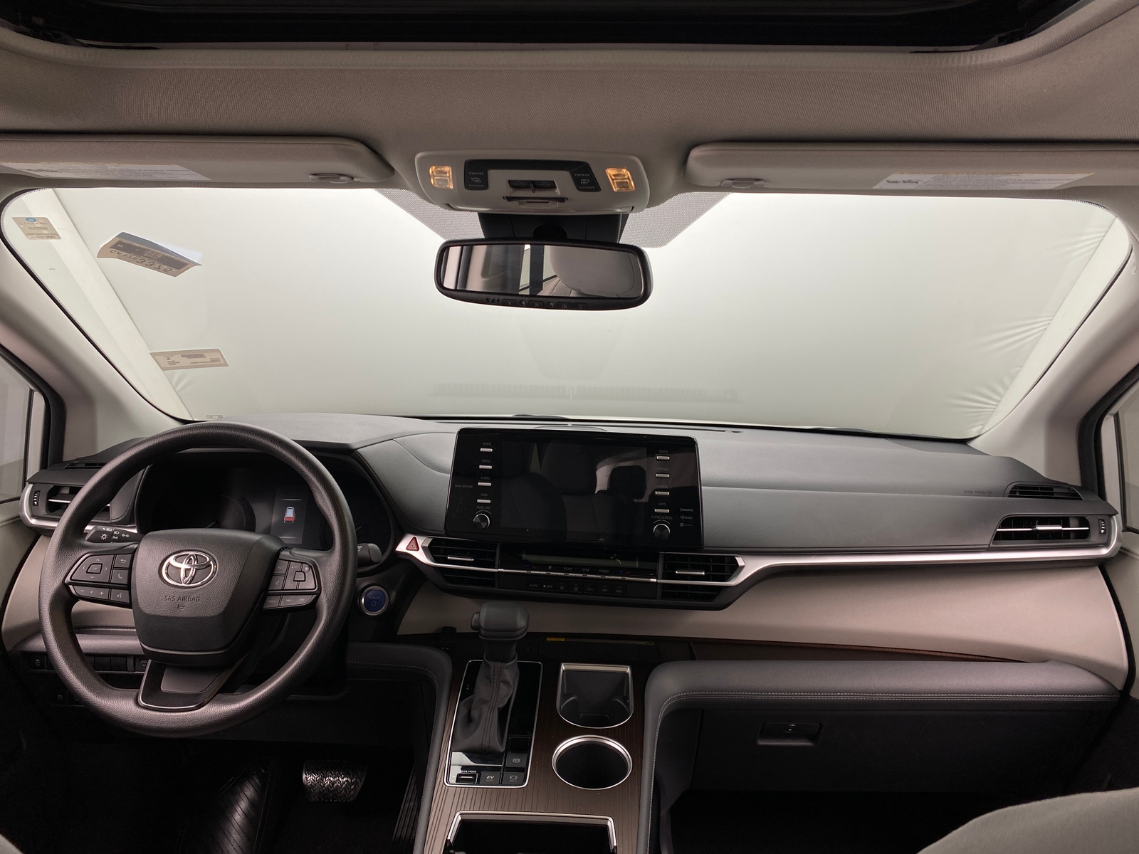 Thumbnail: 2023 Toyota Sienna - 3