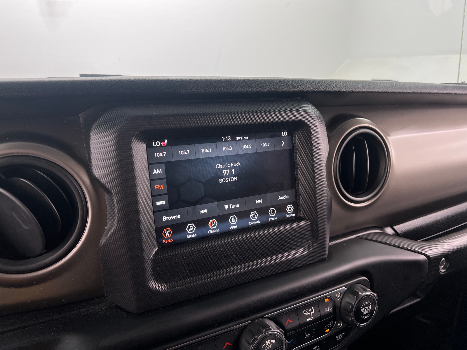Thumbnail: 2018 Jeep Wrangler - 3