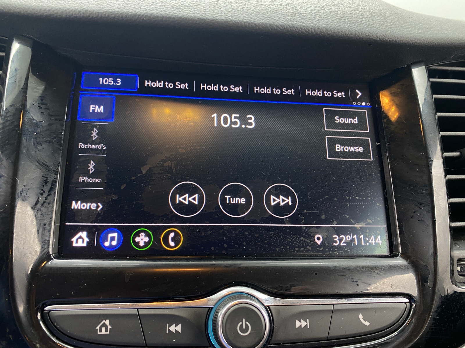 Thumbnail: 2020 Chevrolet Trax - 4