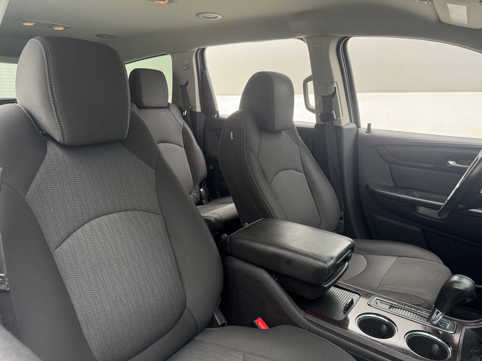 Thumbnail: 2017 Chevrolet Traverse - 2