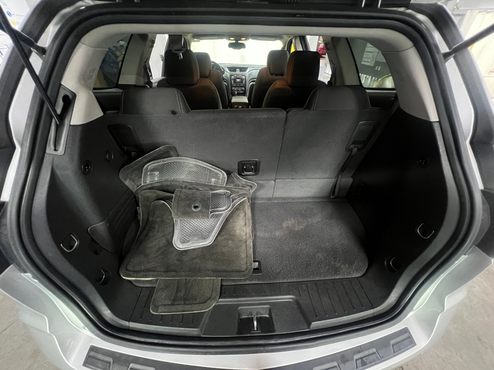 Thumbnail: 2017 Chevrolet Traverse - 7