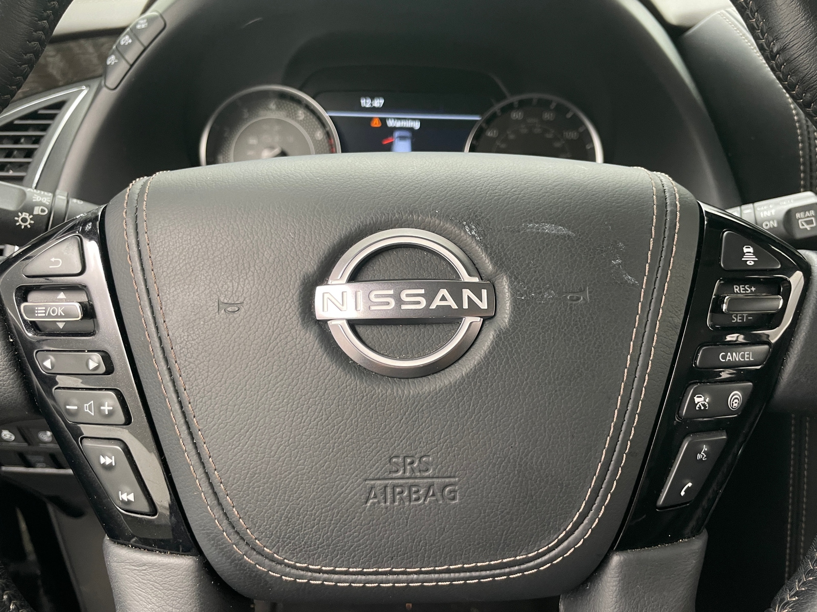 Thumbnail: 2022 Nissan Armada - 4