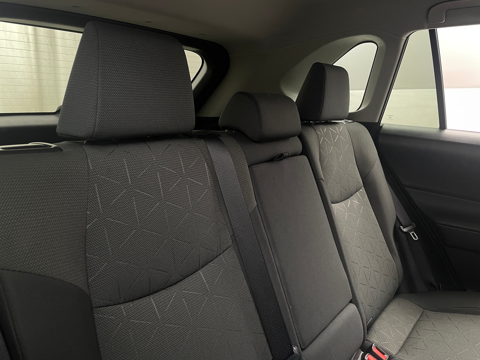 Thumbnail: 2021 Toyota RAV4 - 6