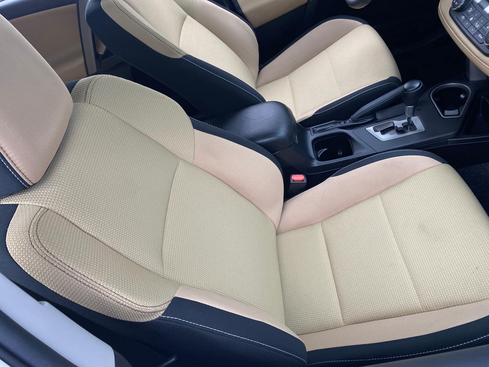 Thumbnail: 2018 Toyota RAV4 - 2