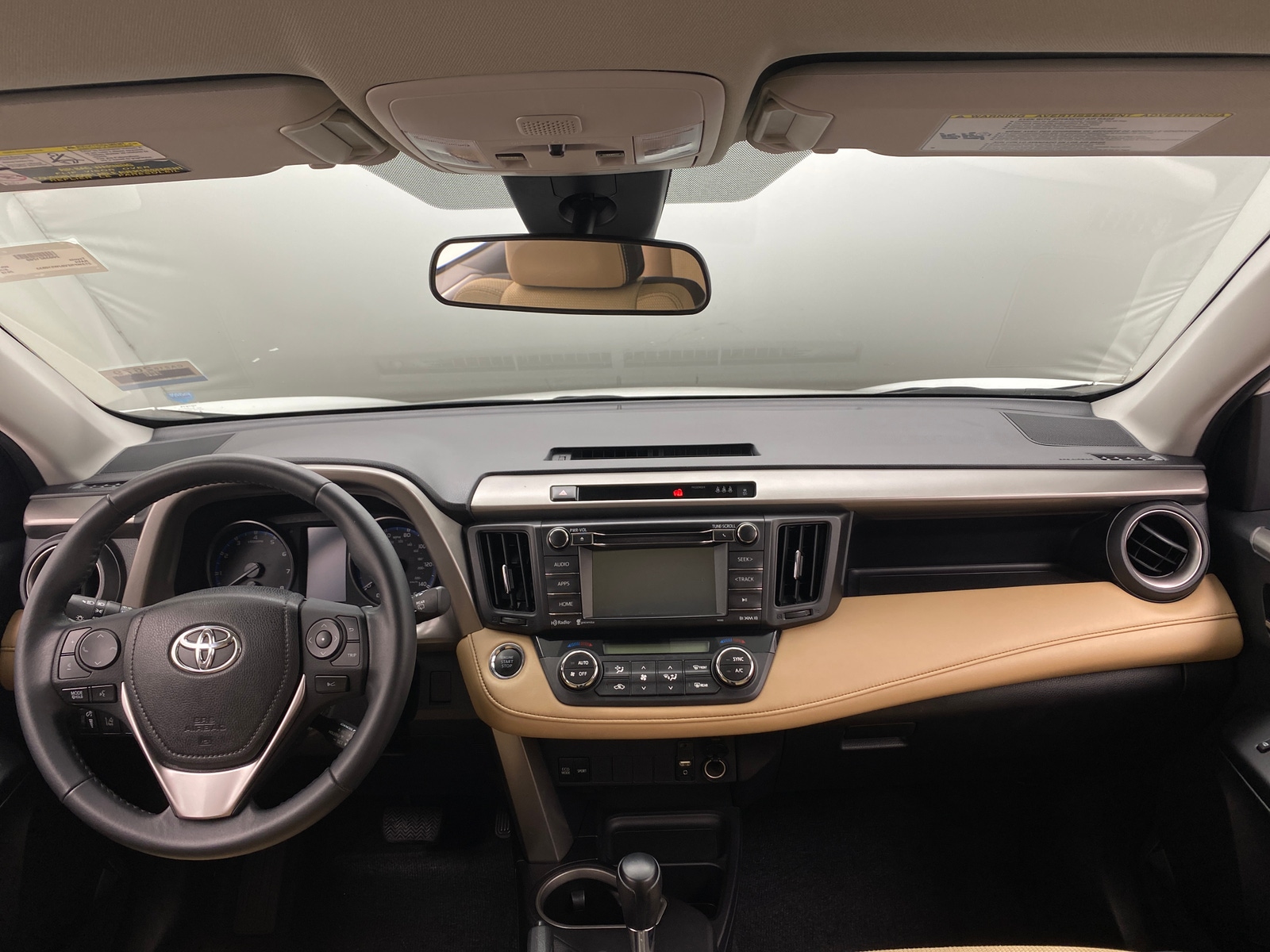 Thumbnail: 2018 Toyota RAV4 - 3