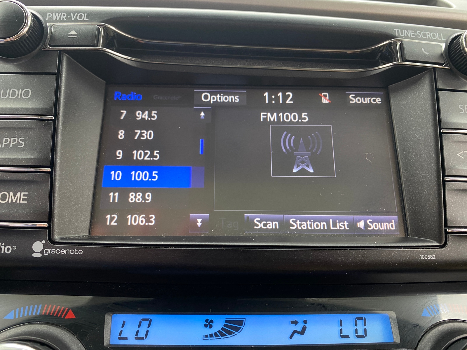 Thumbnail: 2018 Toyota RAV4 - 4