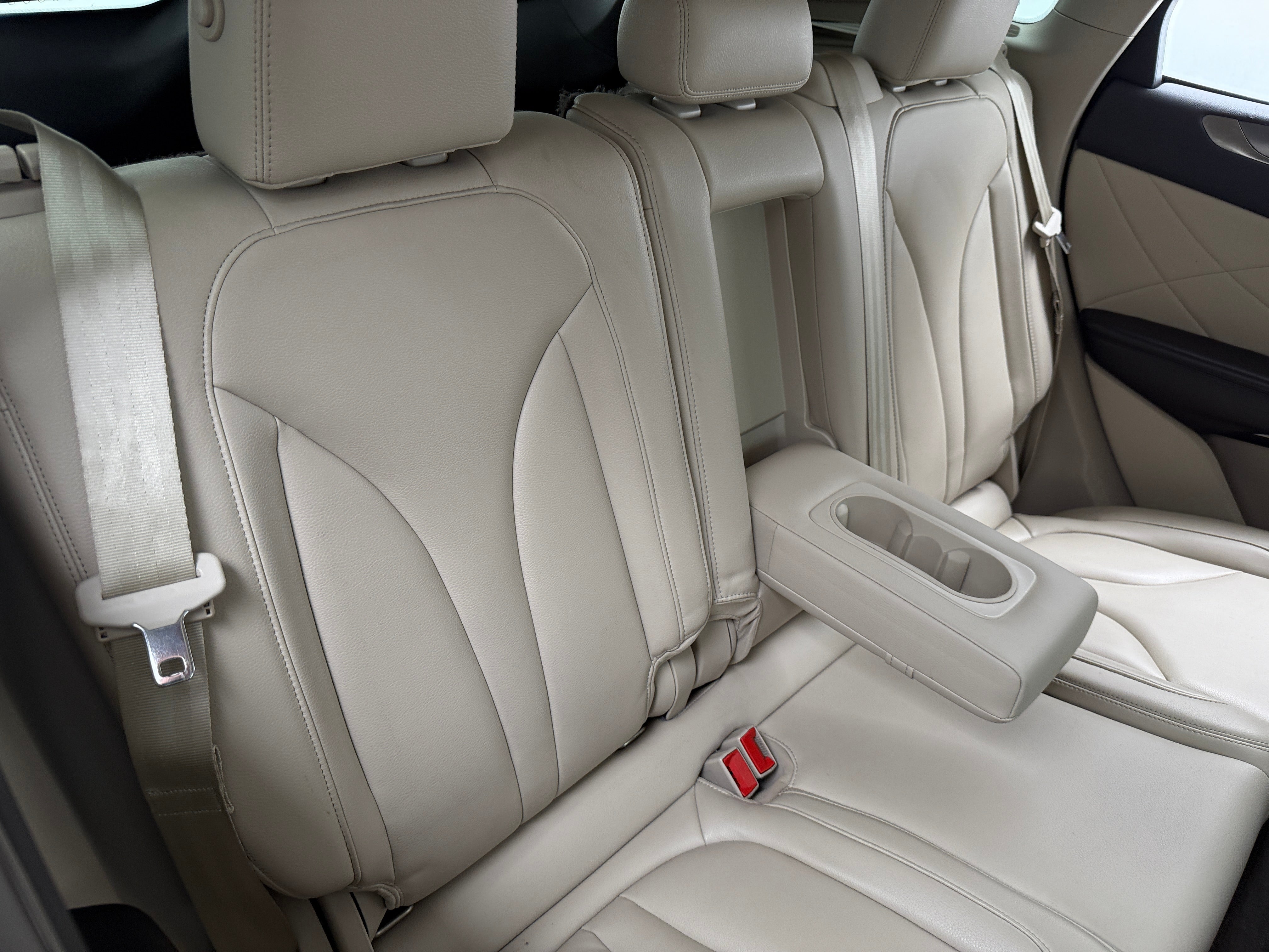 Thumbnail: 2017 Lincoln MKC - 5